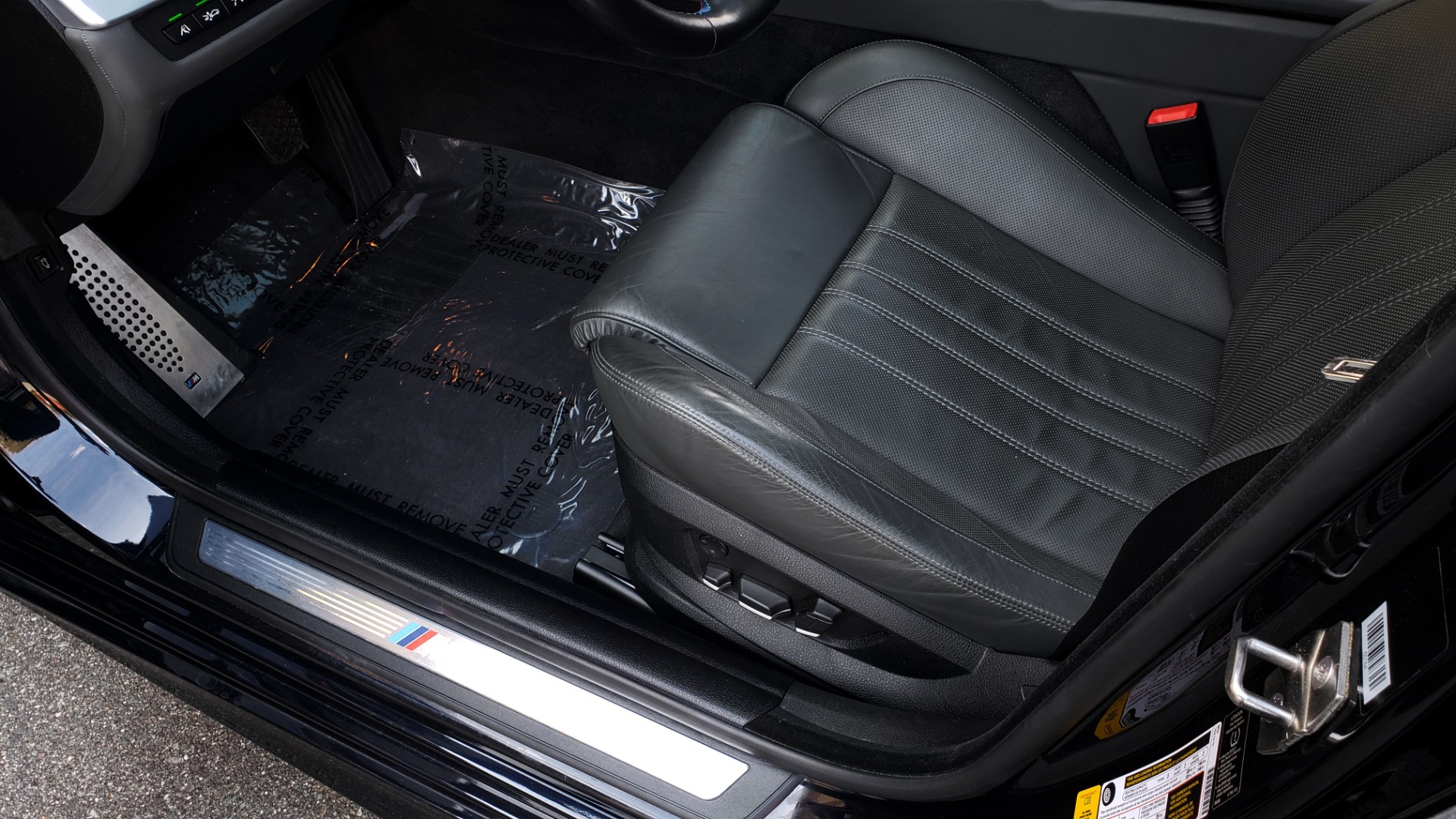 Used 2013 BMW M5 EXECUTIVE PKG / DRVR ASST / NAV / SUNROOF / REARVIEW for sale Sold at Formula Imports in Charlotte NC 28227 29