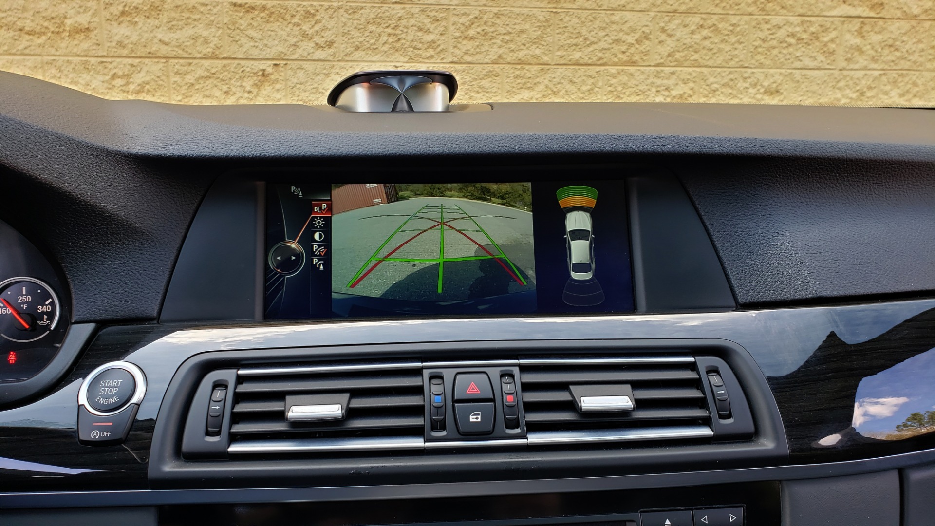 Used 2013 BMW M5 EXECUTIVE PKG / DRVR ASST / NAV / SUNROOF / REARVIEW for sale Sold at Formula Imports in Charlotte NC 28227 42