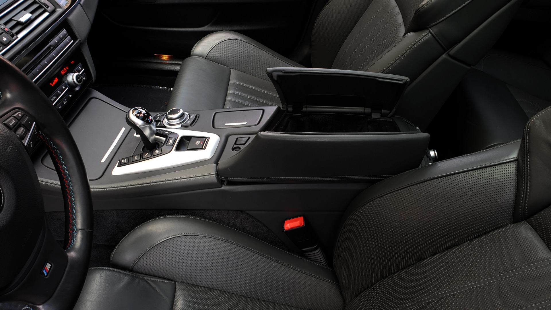 Used 2013 BMW M5 EXECUTIVE PKG / DRVR ASST / NAV / SUNROOF / REARVIEW for sale Sold at Formula Imports in Charlotte NC 28227 56