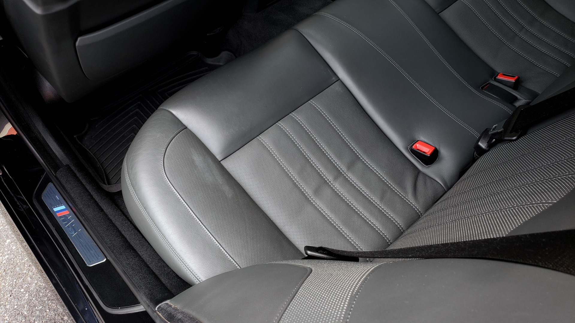 Used 2013 BMW M5 EXECUTIVE PKG / DRVR ASST / NAV / SUNROOF / REARVIEW for sale Sold at Formula Imports in Charlotte NC 28227 62