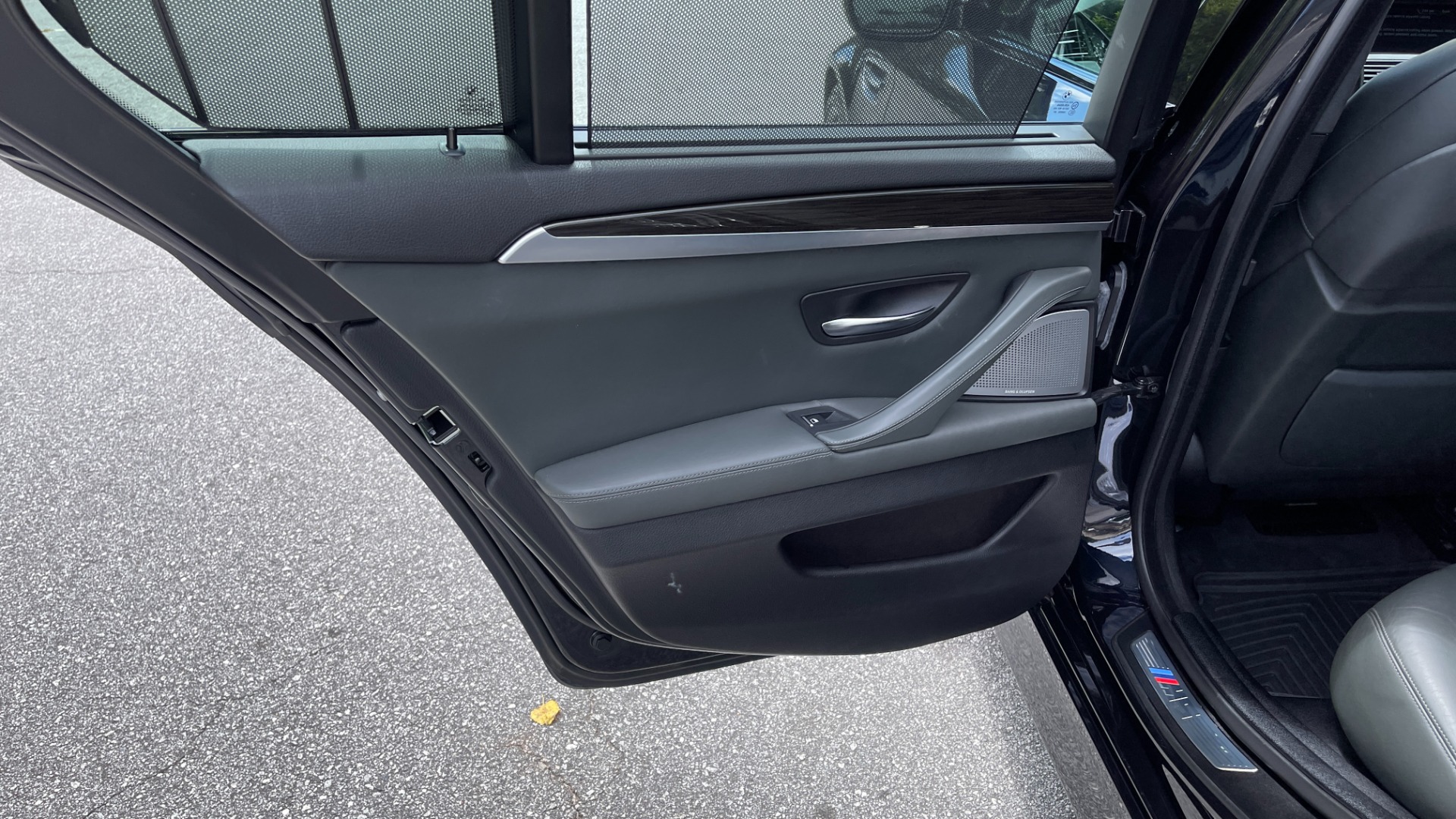 Used 2013 BMW M5 EXECUTIVE PKG / DRVR ASST / NAV / SUNROOF / REARVIEW for sale Sold at Formula Imports in Charlotte NC 28227 95