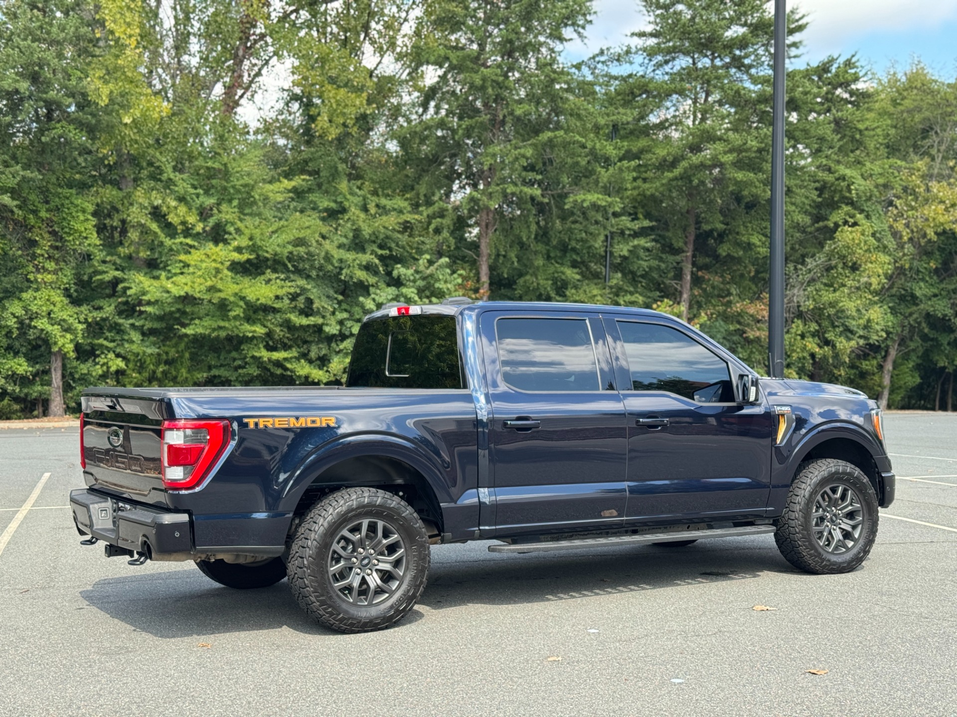 Used 2022 Ford F-150 Tremor 402A / EXTENDED RANGE TANK / COPILOT360 / MOONROOF /TOW PKG for sale Sold at Formula Imports in Charlotte NC 28227 13
