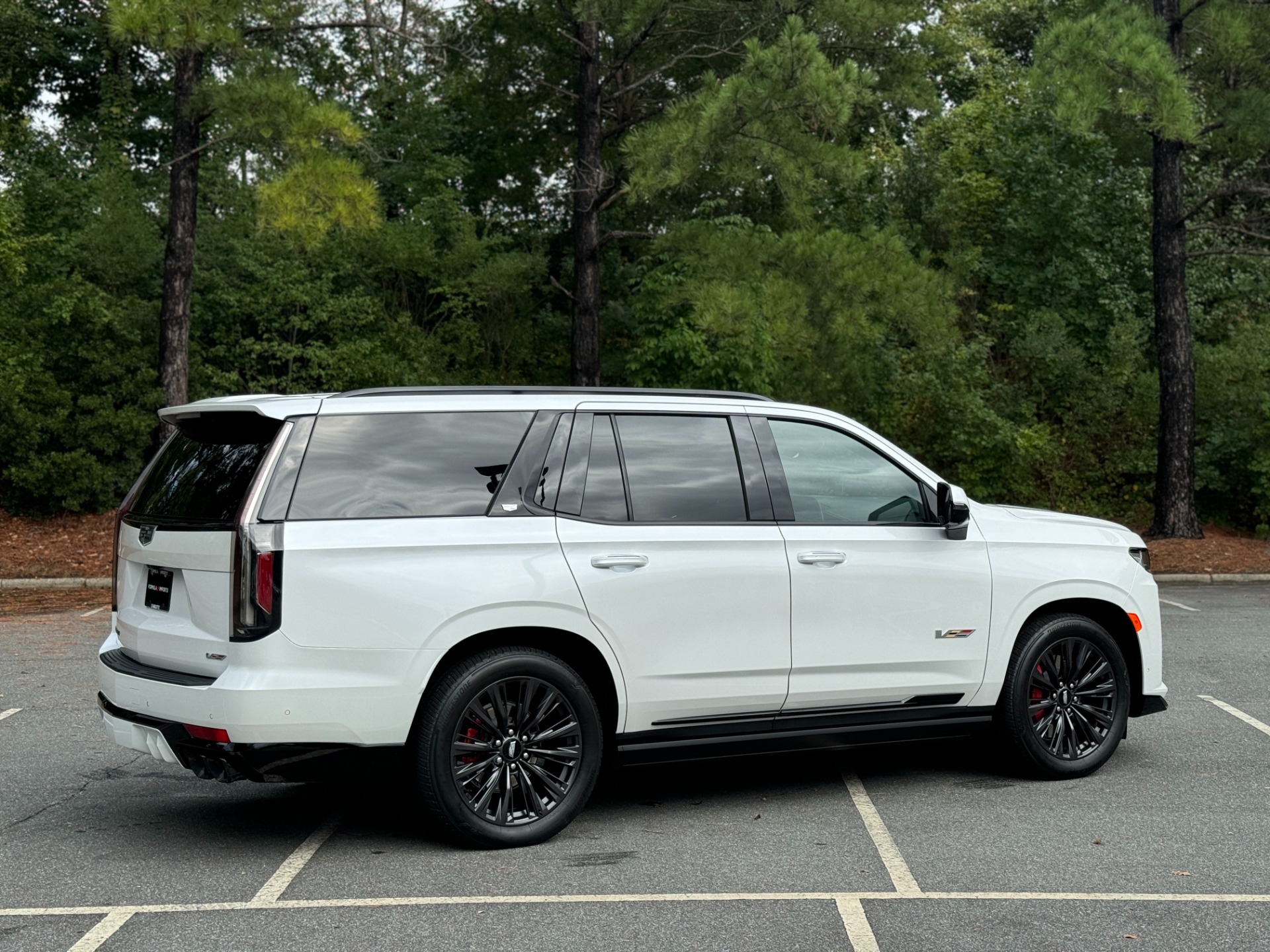 Used 2023 Cadillac Escalade AWD V-Series SUPERCRUISE / ONYX PKG / 22IN WHEELS for sale Sold at Formula Imports in Charlotte NC 28227 13