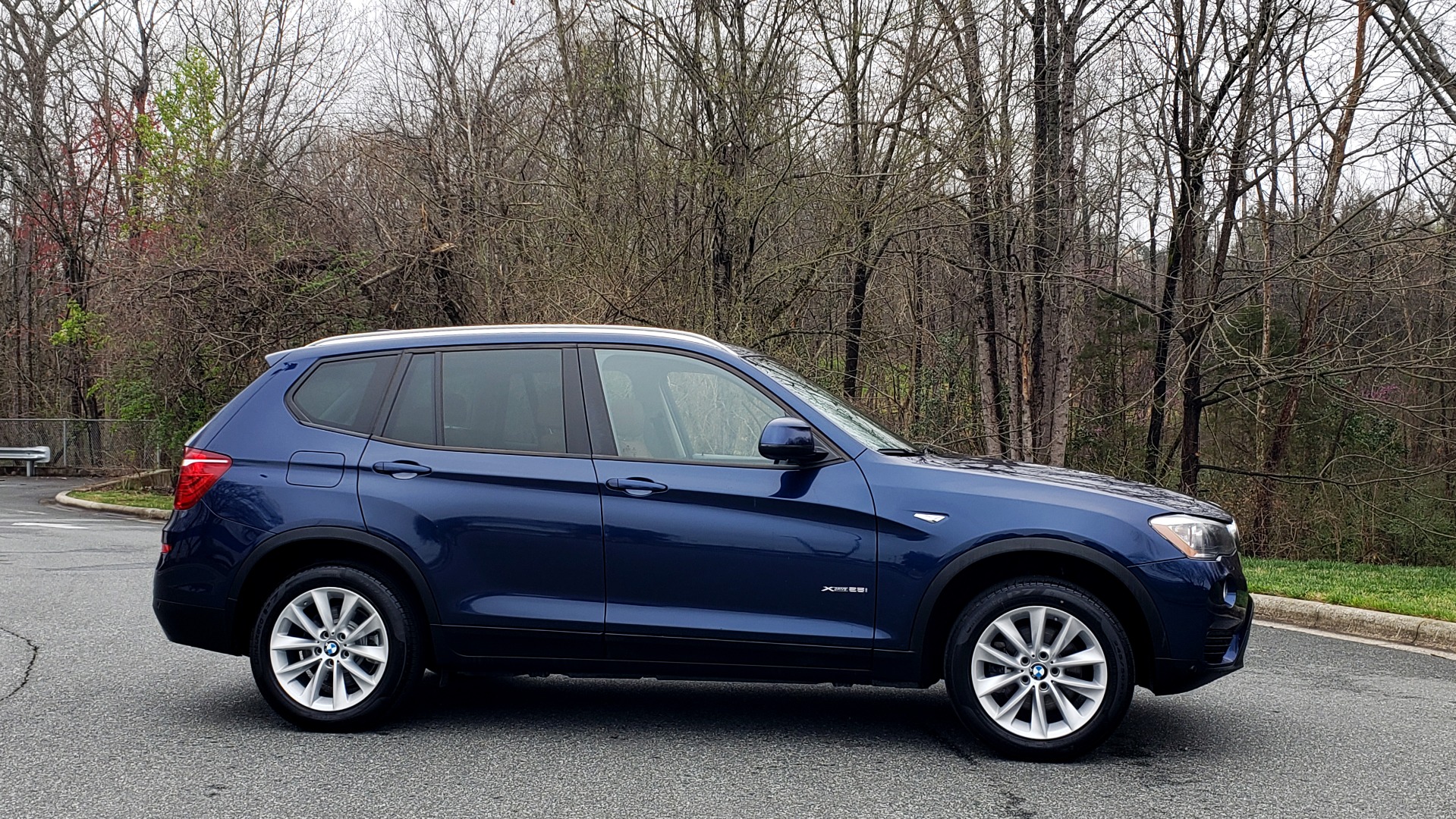 Used 2017 BMW X3 XDRIVE28I PREMIUM / DRVR ASST / CLD WTHR / REARVIEW for sale Sold at Formula Imports in Charlotte NC 28227 5