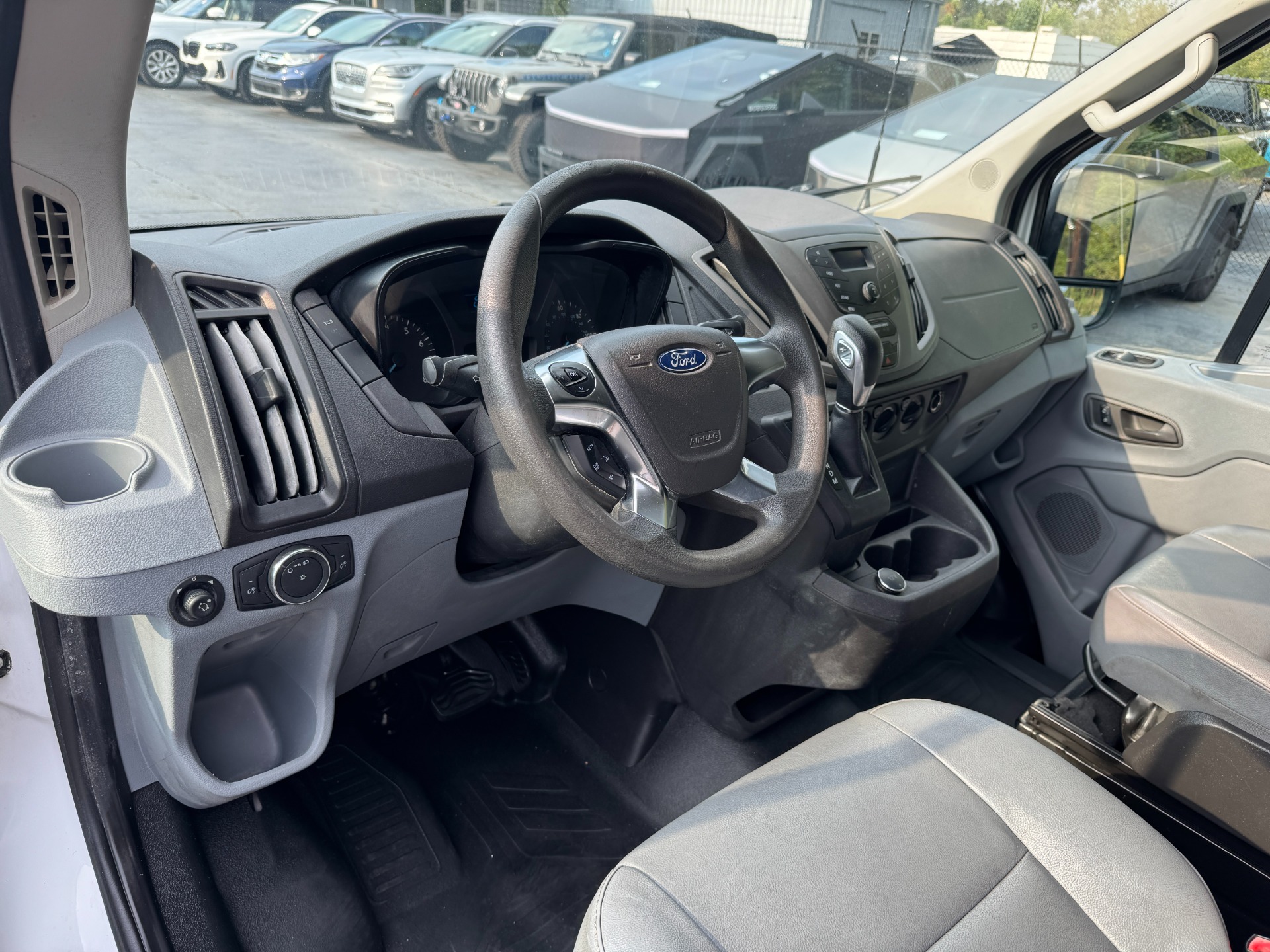 Used 2019 Ford Transit Van HIGH ROOF//PREF PKG//CRUISE CONTROL for sale Sold at Formula Imports in Charlotte NC 28227 22