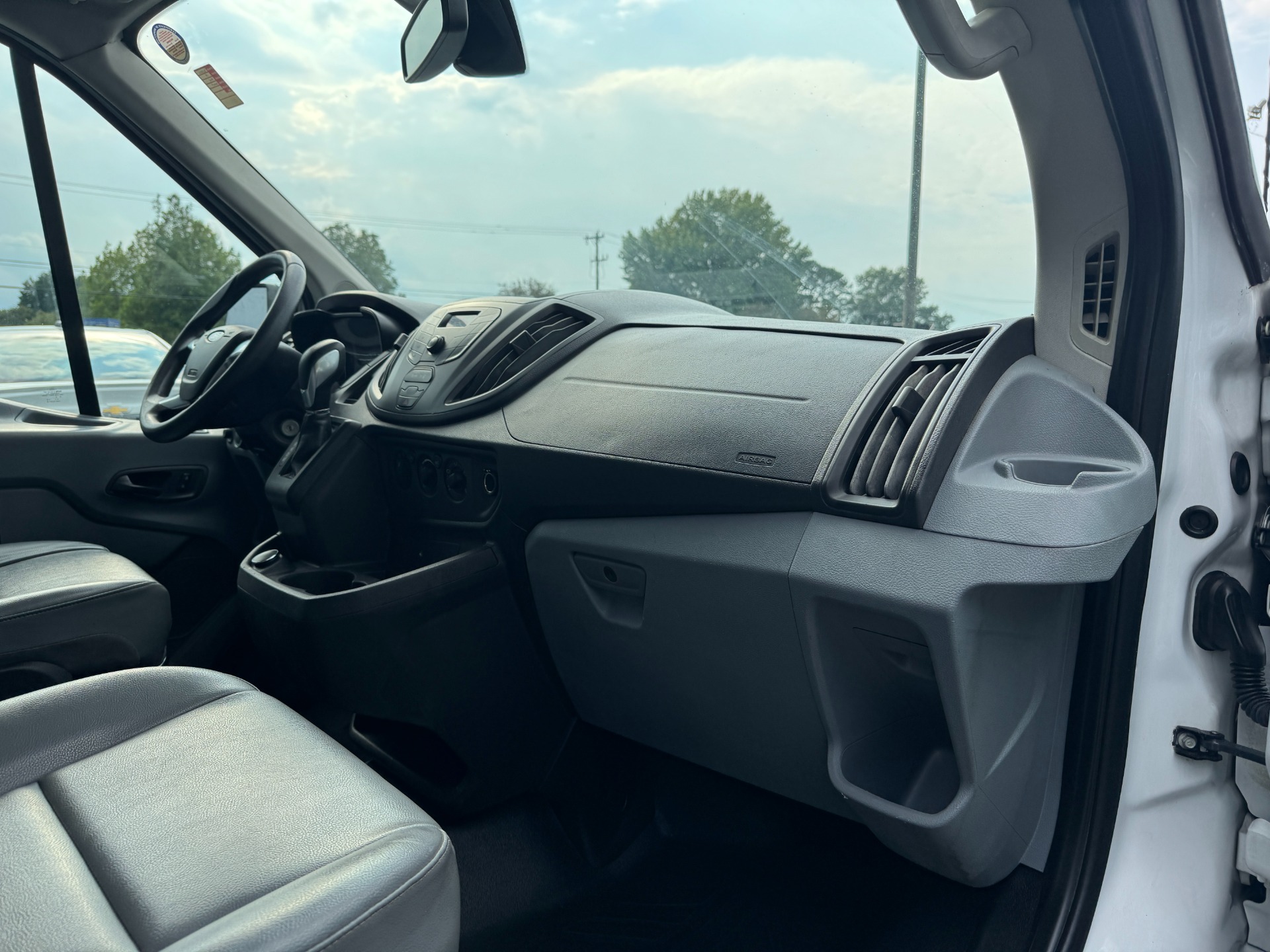 Used 2019 Ford Transit Van HIGH ROOF//PREF PKG//CRUISE CONTROL for sale Sold at Formula Imports in Charlotte NC 28227 35
