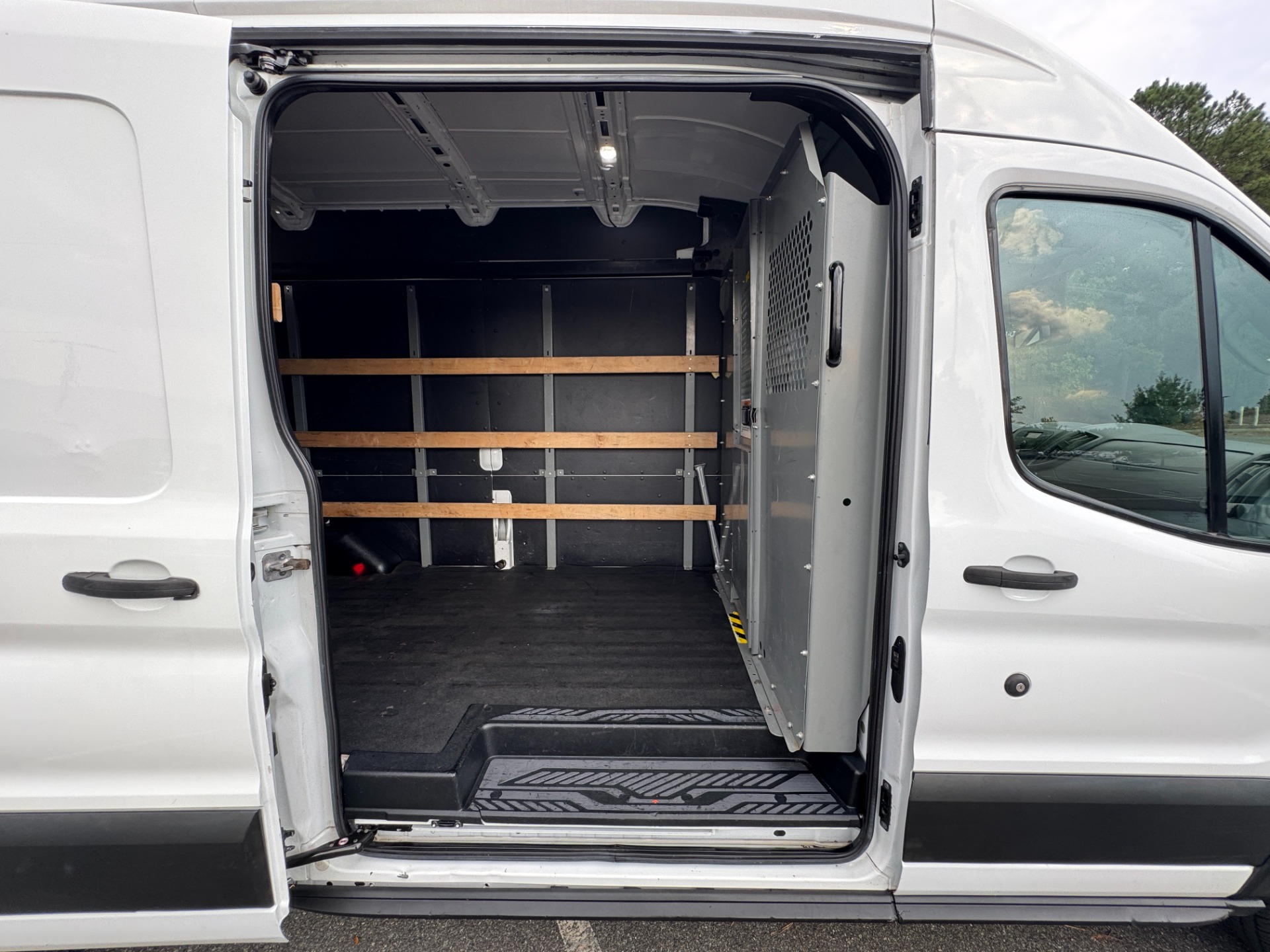Used 2019 Ford Transit Van HIGH ROOF//PREF PKG//CRUISE CONTROL for sale Sold at Formula Imports in Charlotte NC 28227 36