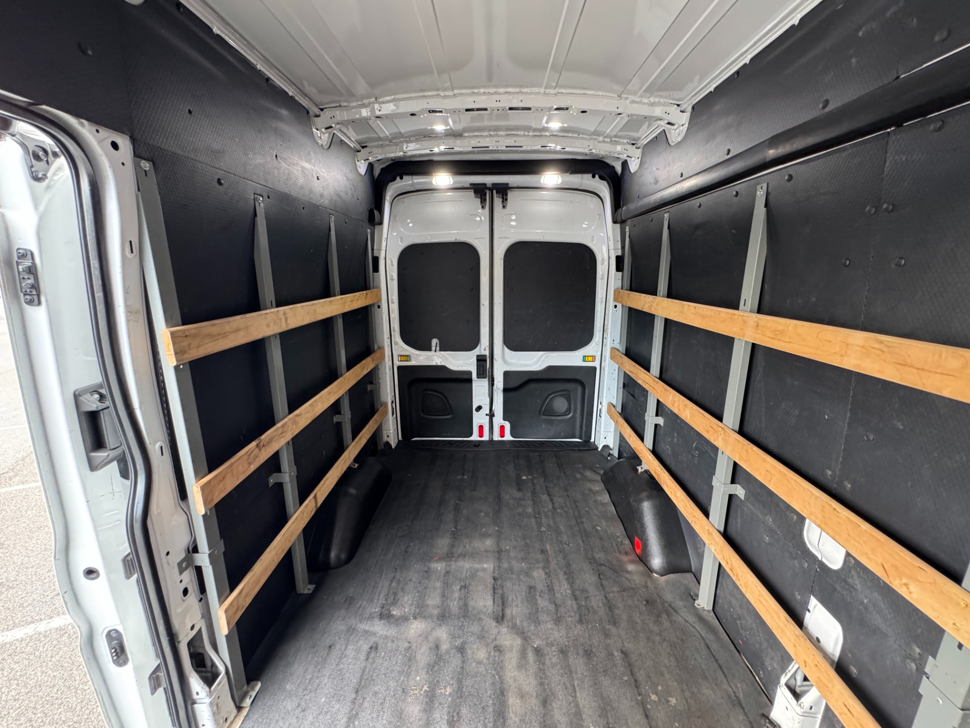 Used 2019 Ford Transit Van HIGH ROOF//PREF PKG//CRUISE CONTROL for sale Sold at Formula Imports in Charlotte NC 28227 39
