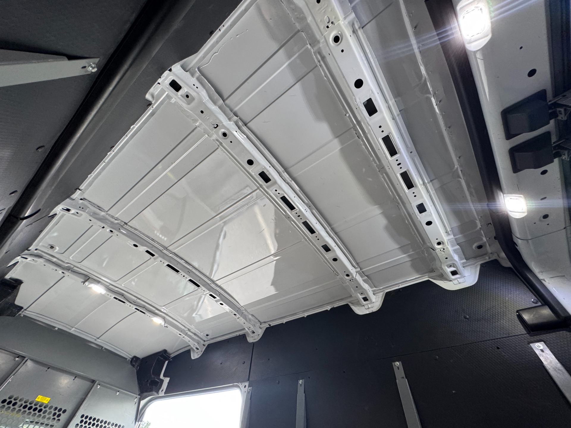 Used 2019 Ford Transit Van HIGH ROOF//PREF PKG//CRUISE CONTROL for sale Sold at Formula Imports in Charlotte NC 28227 40