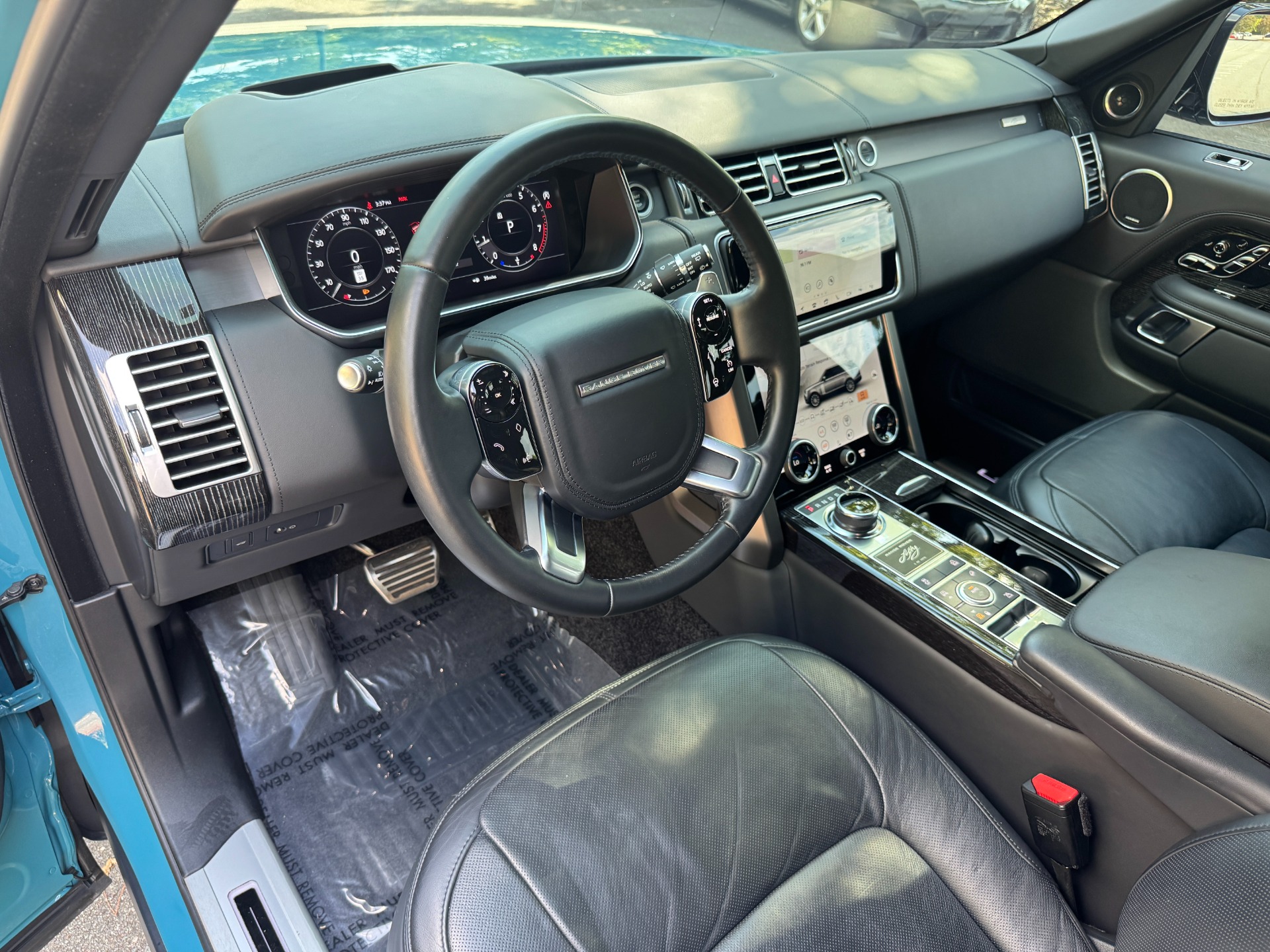 Used 2021 Land Rover Range Rover Fifty 50TH EDITION / SWB / 22IN WHEELS / ARUBA METALLIC for sale Sold at Formula Imports in Charlotte NC 28227 25