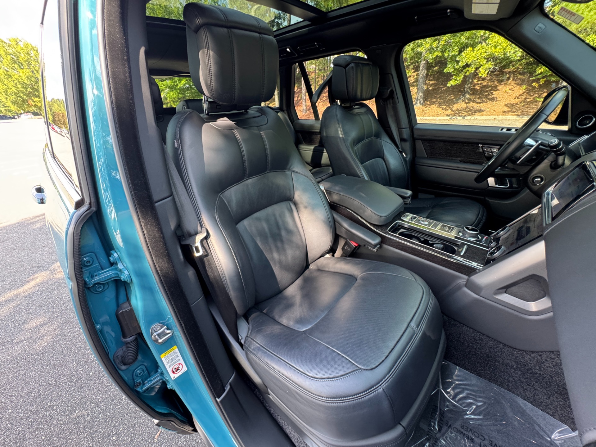 Used 2021 Land Rover Range Rover Fifty 50TH EDITION / SWB / 22IN WHEELS / ARUBA METALLIC for sale Sold at Formula Imports in Charlotte NC 28227 49