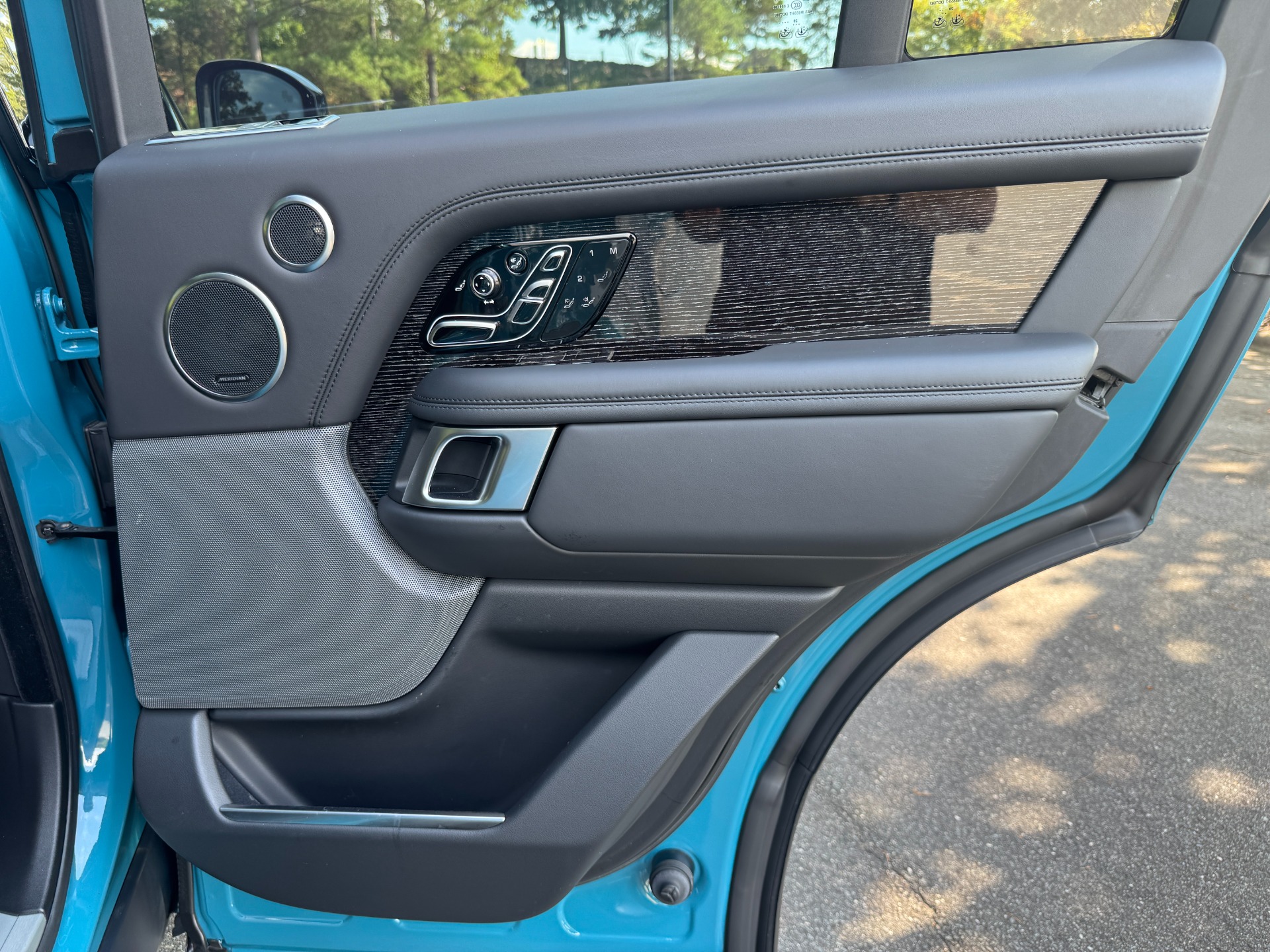 Used 2021 Land Rover Range Rover Fifty 50TH EDITION / SWB / 22IN WHEELS / ARUBA METALLIC for sale Sold at Formula Imports in Charlotte NC 28227 53