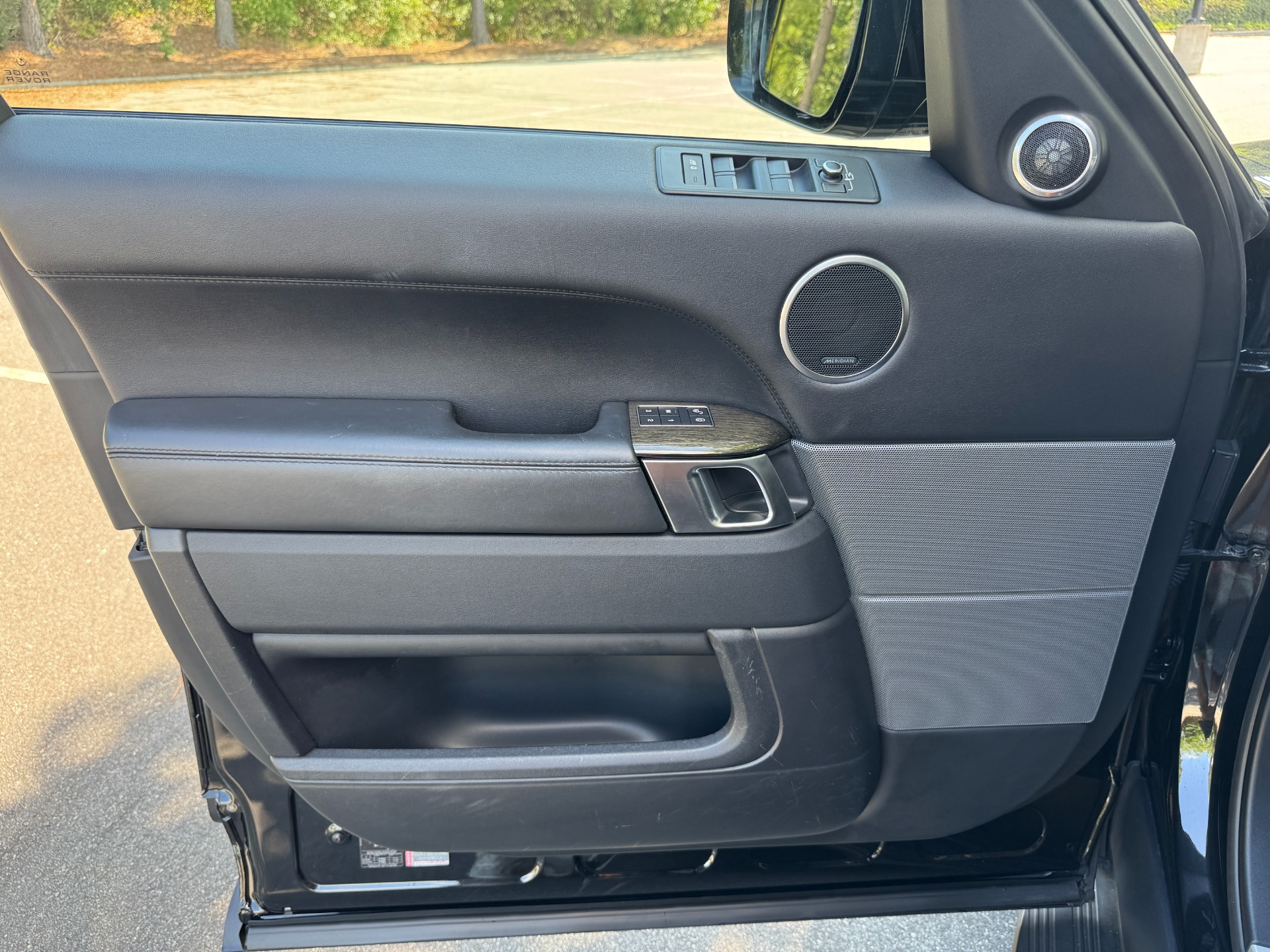 Used 2017 Land Rover Range Rover Sport HSE PANORAMIC ROOF / SIDE STEPS for sale Sold at Formula Imports in Charlotte NC 28227 17
