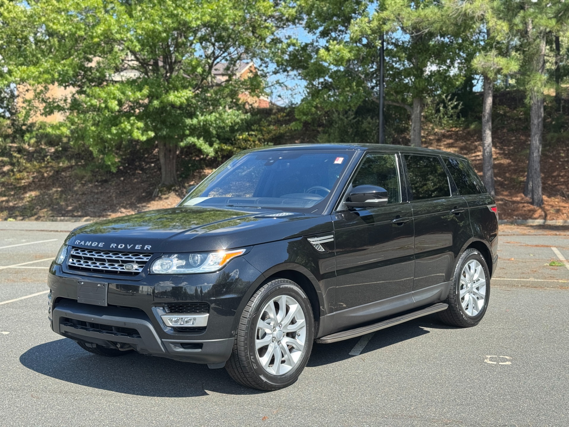 Used 2017 Land Rover Range Rover Sport HSE PANORAMIC ROOF / SIDE STEPS for sale Sold at Formula Imports in Charlotte NC 28227 4