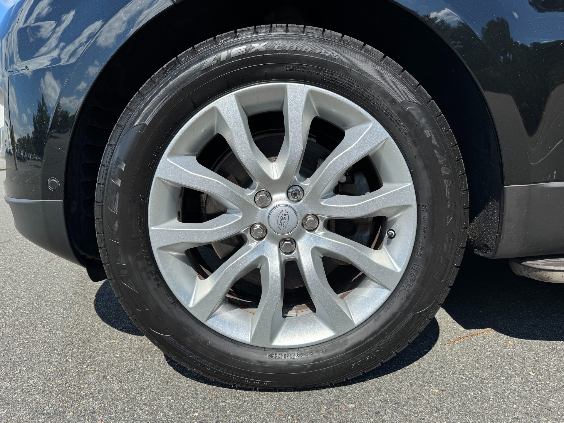 Used 2017 Land Rover Range Rover Sport HSE PANORAMIC ROOF / SIDE STEPS for sale Sold at Formula Imports in Charlotte NC 28227 54