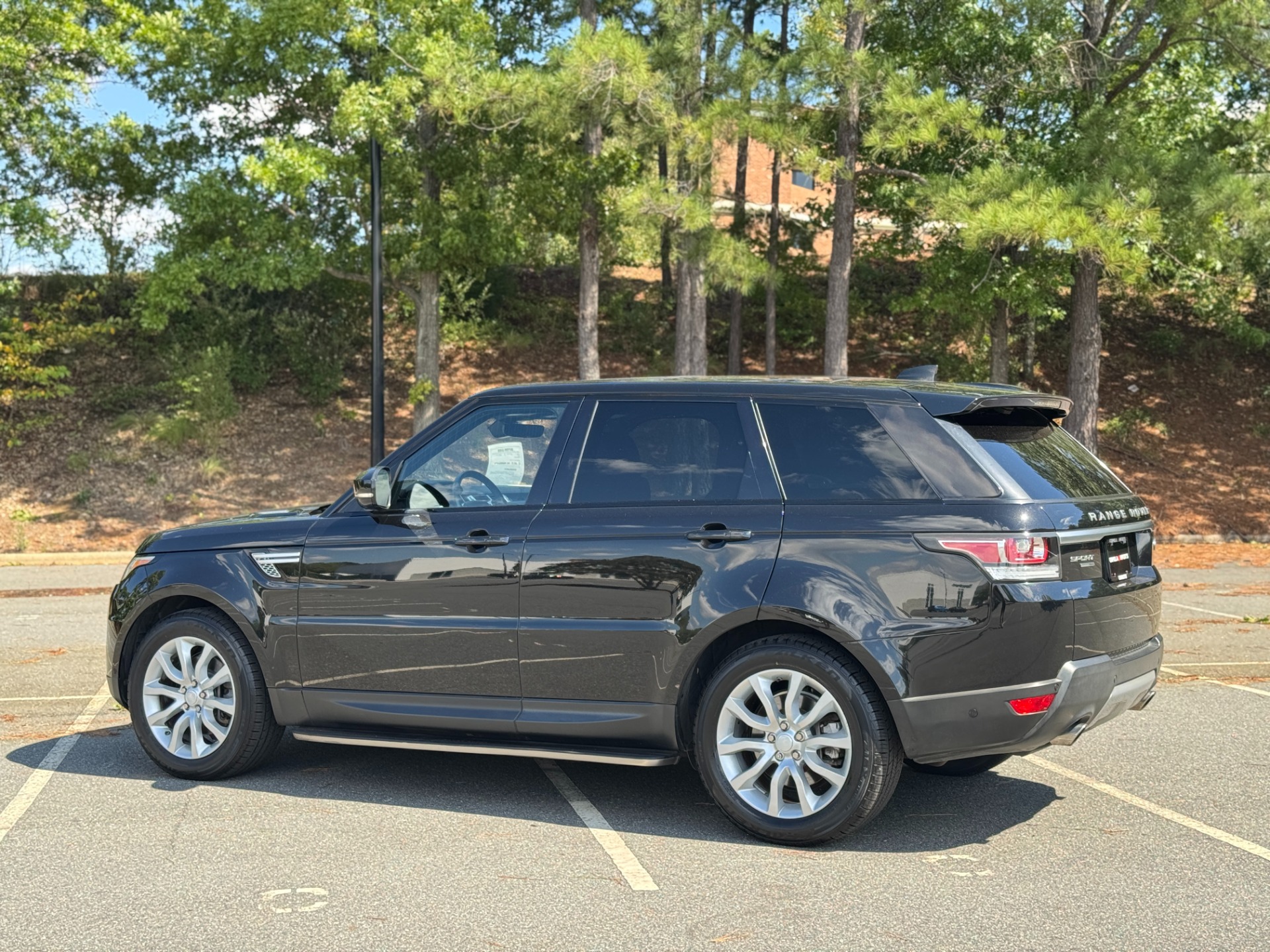 Used 2017 Land Rover Range Rover Sport HSE PANORAMIC ROOF / SIDE STEPS for sale Sold at Formula Imports in Charlotte NC 28227 7