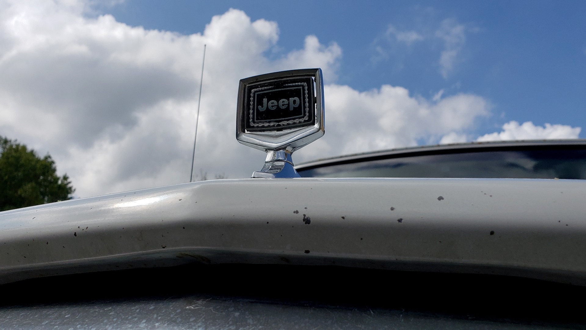 Used 1989 Jeep GRAND WAGONEER 4X4 / SUNROOF / CRUISE / ROOF RACK for sale Sold at Formula Imports in Charlotte NC 28227 17