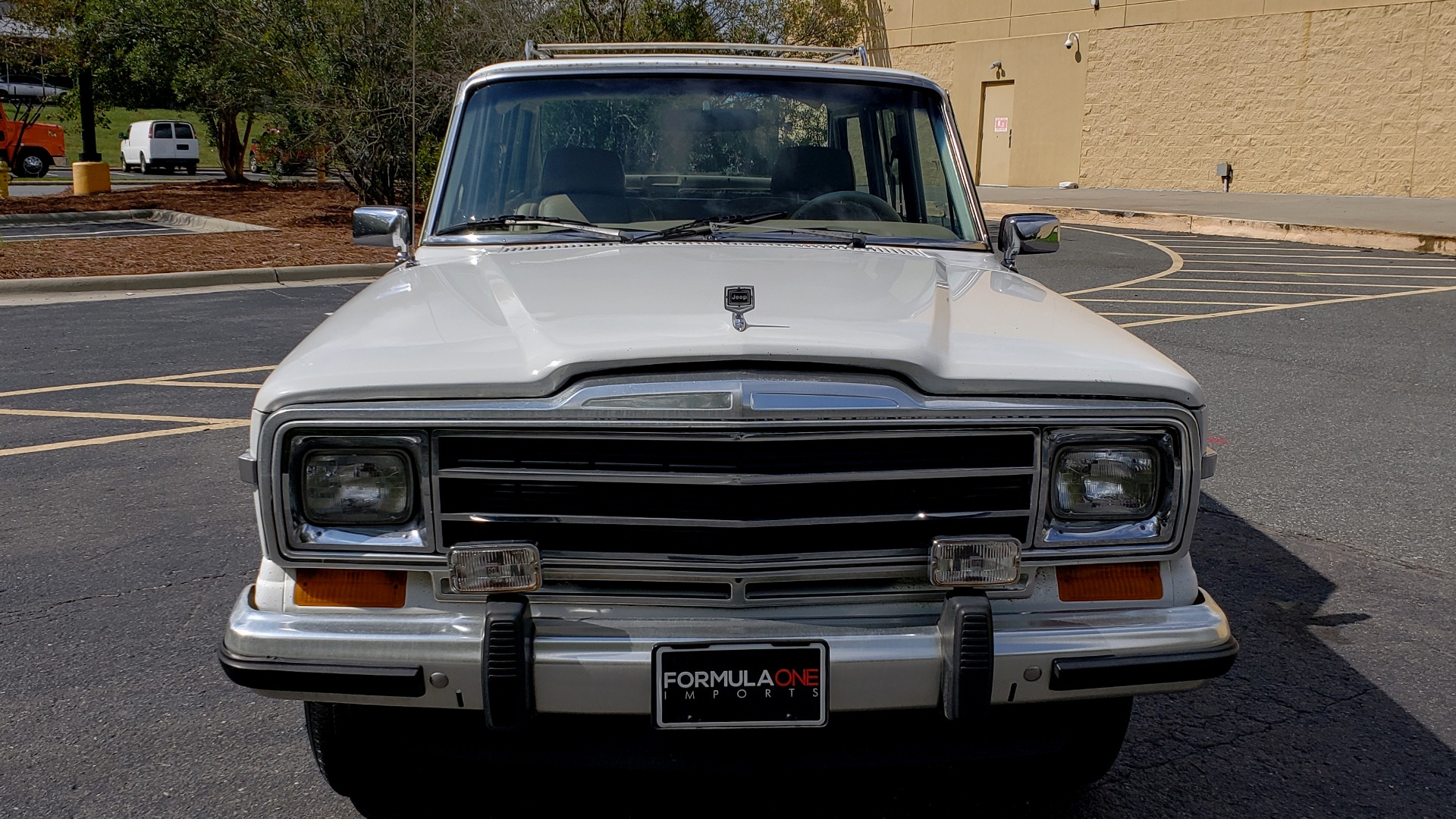 Used 1989 Jeep GRAND WAGONEER 4X4 / SUNROOF / CRUISE / ROOF RACK for sale Sold at Formula Imports in Charlotte NC 28227 2