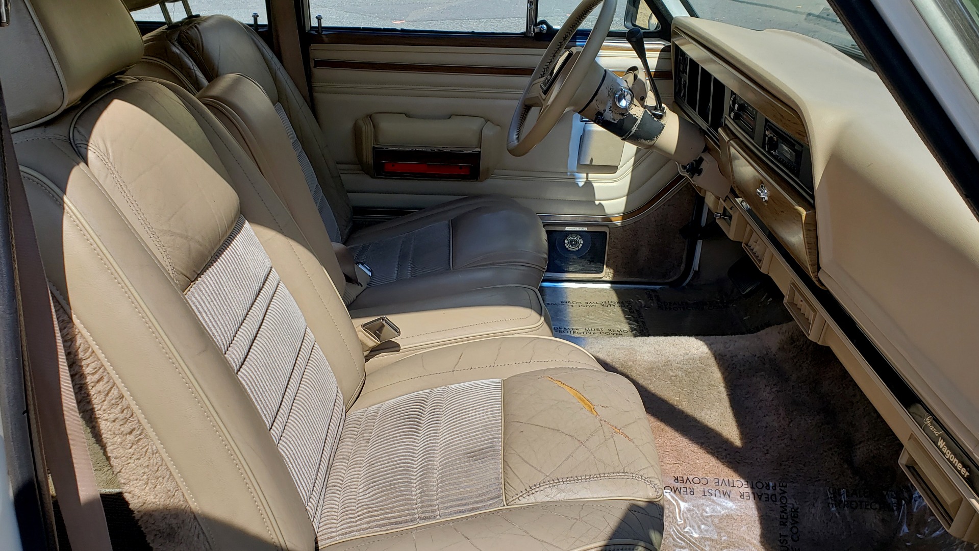 Used 1989 Jeep GRAND WAGONEER 4X4 / SUNROOF / CRUISE / ROOF RACK for sale Sold at Formula Imports in Charlotte NC 28227 43