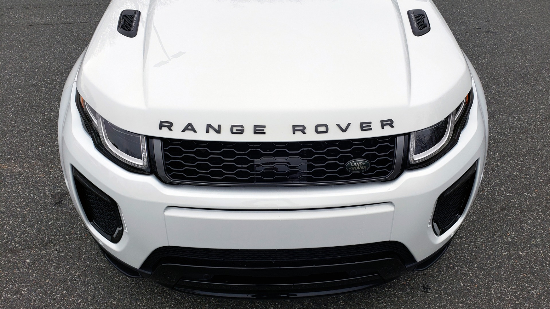 Used 2016 Land Rover RANGE ROVER EVOQUE HSE DYNAMIC / AWD / NAV / PANO-ROOF / REARVIEW / 22-IN WHEELS for sale Sold at Formula Imports in Charlotte NC 28227 17