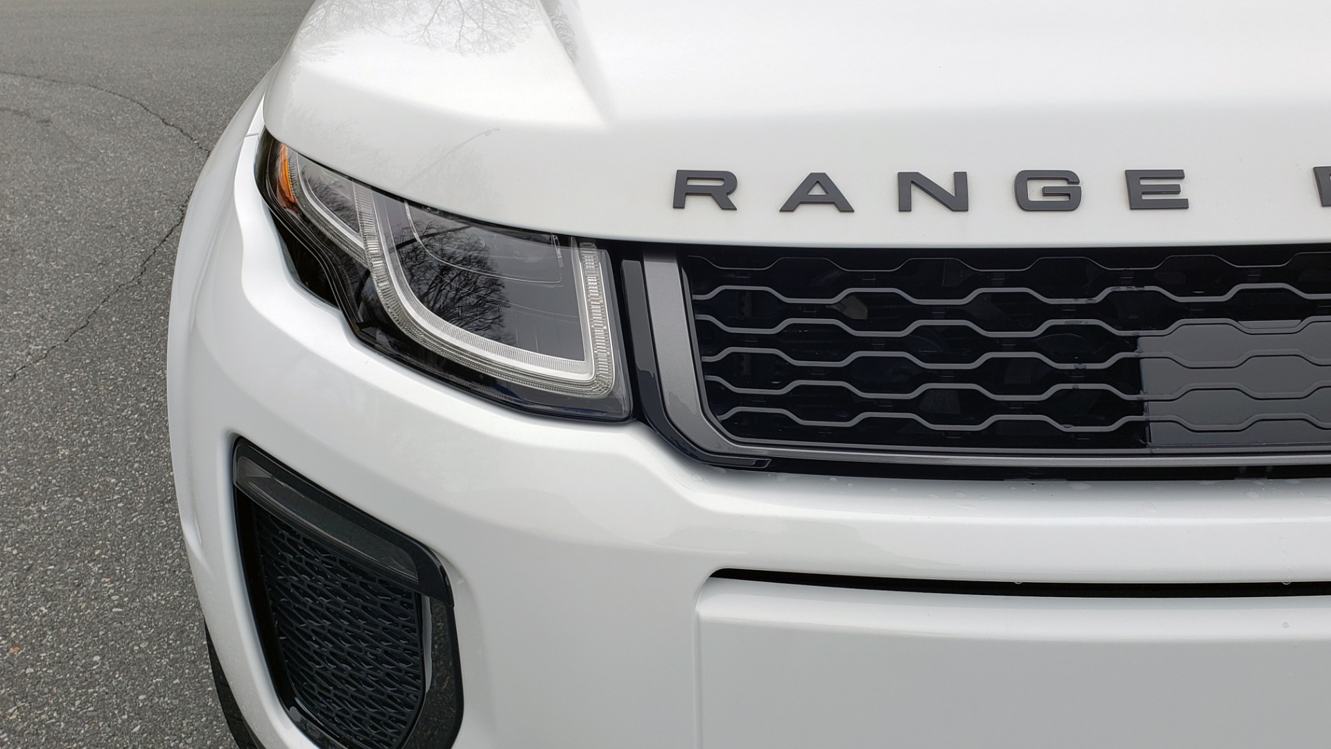 Used 2016 Land Rover RANGE ROVER EVOQUE HSE DYNAMIC / AWD / NAV / PANO-ROOF / REARVIEW / 22-IN WHEELS for sale Sold at Formula Imports in Charlotte NC 28227 26