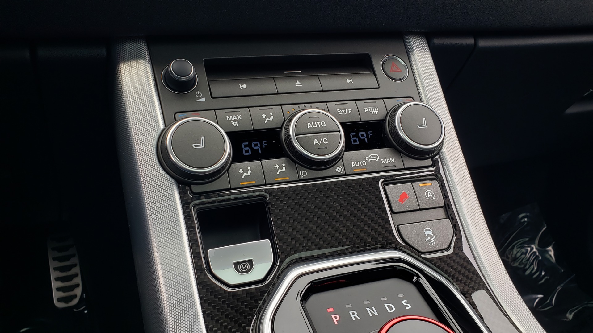 Used 2016 Land Rover RANGE ROVER EVOQUE HSE DYNAMIC / AWD / NAV / PANO-ROOF / REARVIEW / 22-IN WHEELS for sale Sold at Formula Imports in Charlotte NC 28227 52