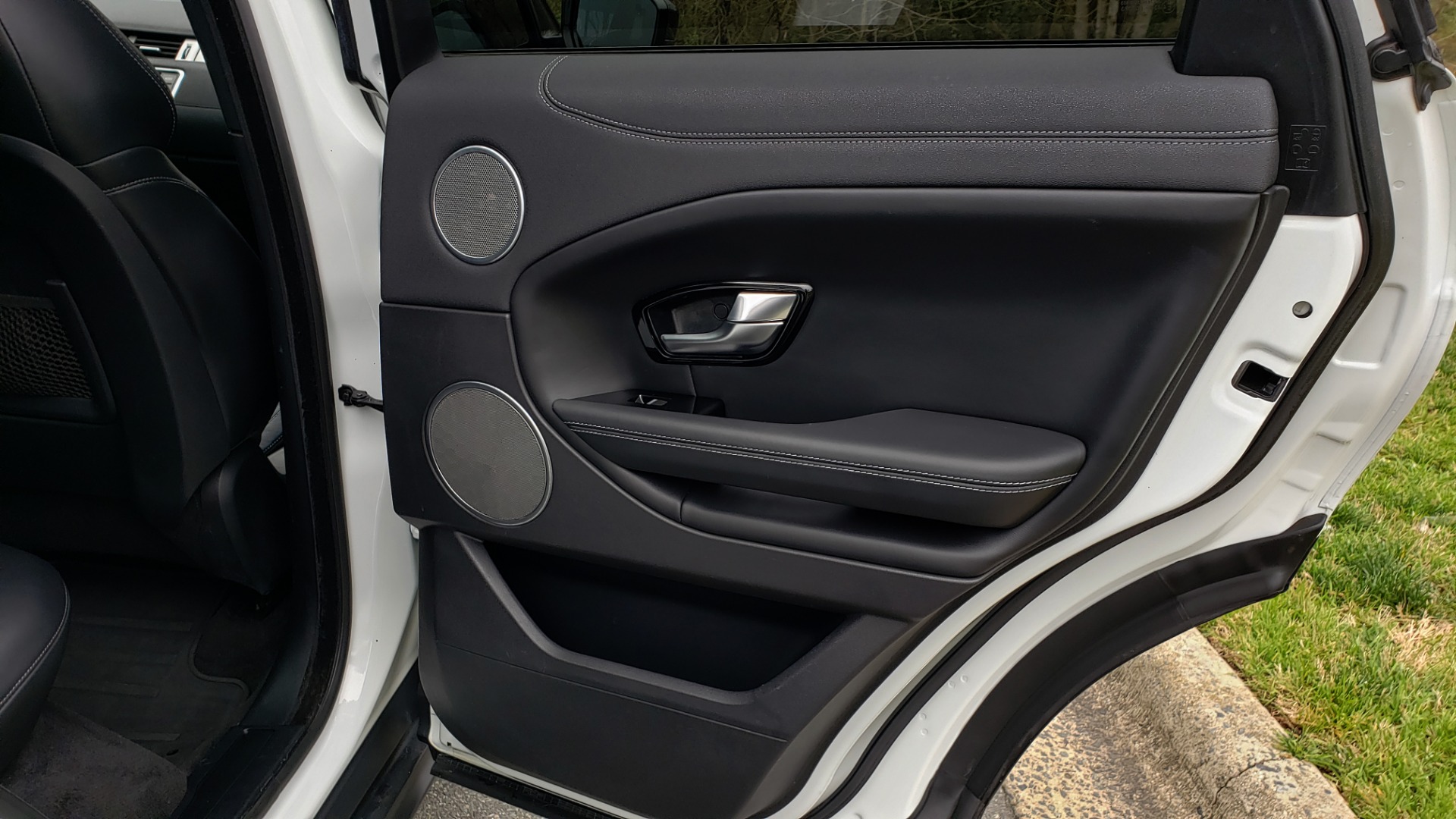 Used 2016 Land Rover RANGE ROVER EVOQUE HSE DYNAMIC / AWD / NAV / PANO-ROOF / REARVIEW / 22-IN WHEELS for sale Sold at Formula Imports in Charlotte NC 28227 73