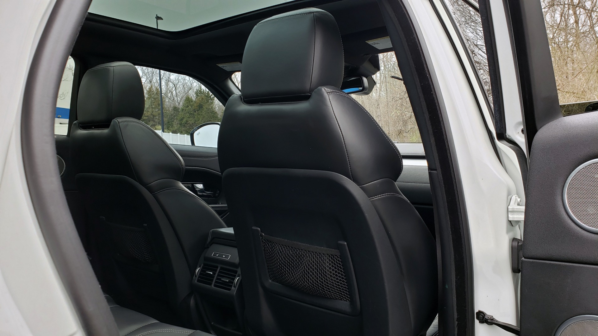 Used 2016 Land Rover RANGE ROVER EVOQUE HSE DYNAMIC / AWD / NAV / PANO-ROOF / REARVIEW / 22-IN WHEELS for sale Sold at Formula Imports in Charlotte NC 28227 79
