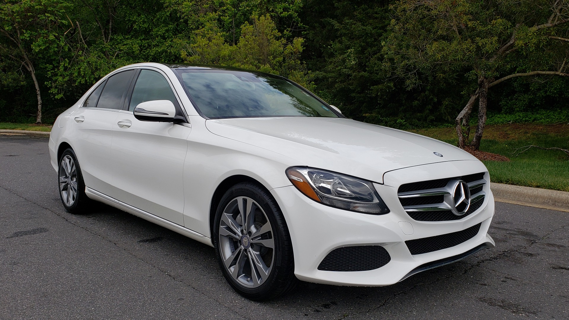 Used 2017 Mercedes-Benz C-Class C 300 PREMIUM / NAV / PANO-ROOF / HTD STS / REARVIEW for sale Sold at Formula Imports in Charlotte NC 28227 4