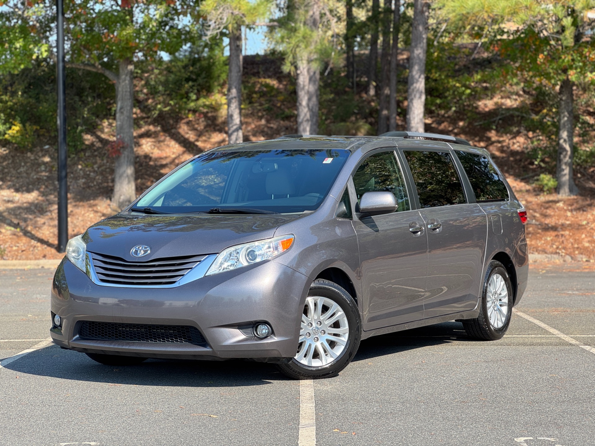 Used 2015 Toyota Sienna XLE XLE for sale Sold at Formula Imports in Charlotte NC 28227 1