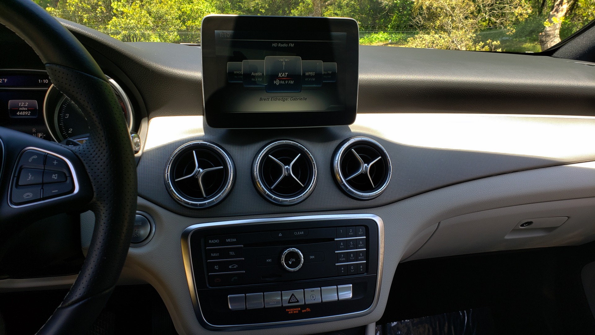 Used 2017 Mercedes-Benz CLA 250 COUPE / NAV / 8IN COLOR DISPLAY / APPLE CAR PLAY / ANDROID AUTO for sale Sold at Formula Imports in Charlotte NC 28227 33
