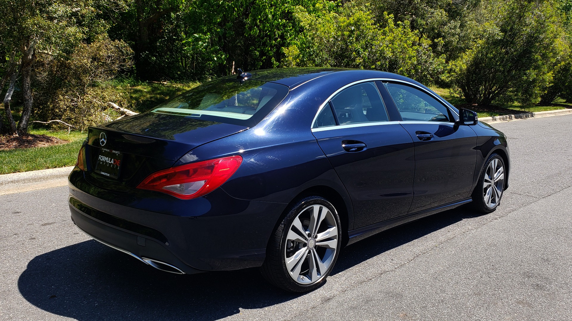 Used 2017 Mercedes-Benz CLA 250 COUPE / NAV / 8IN COLOR DISPLAY / APPLE CAR PLAY / ANDROID AUTO for sale Sold at Formula Imports in Charlotte NC 28227 6
