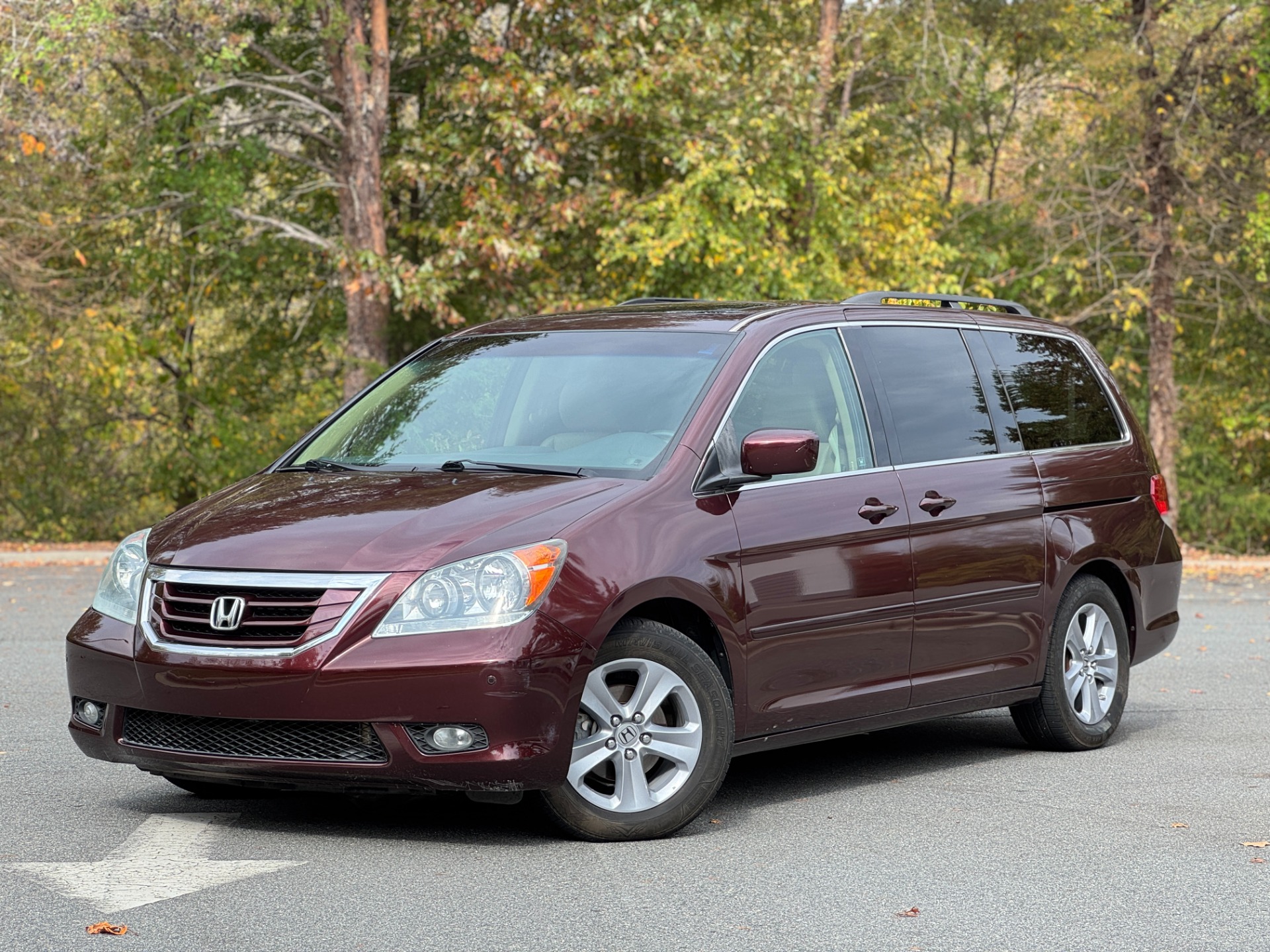 Used 2010 Honda Odyssey Touring TOURING / REAR ENTERTAINMENT for sale Sold at Formula Imports in Charlotte NC 28227 1
