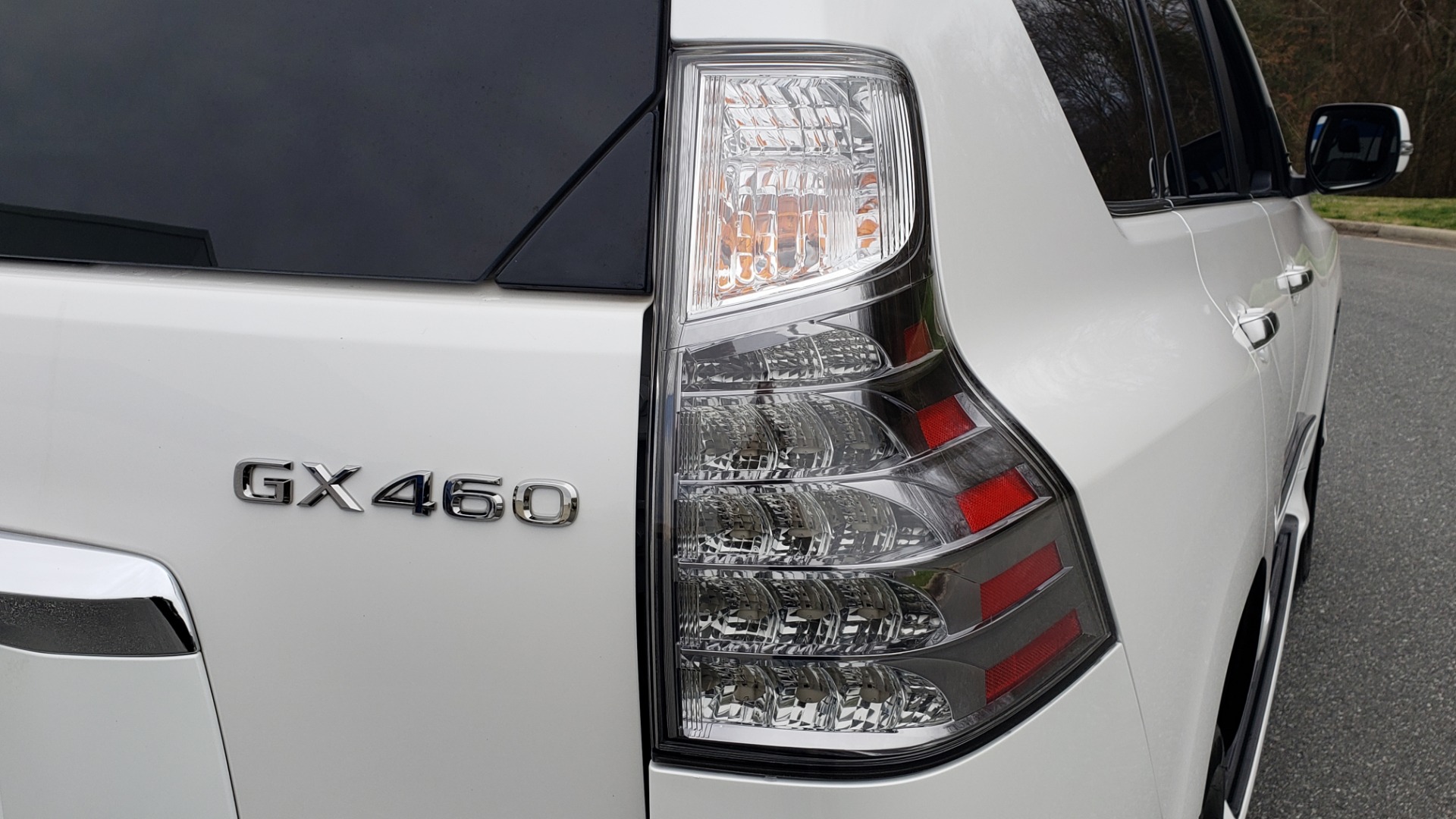 Used 2017 Lexus GX 460 4WD / NAV / VENT STS / SUNROOF / PARK ASST / BSM for sale Sold at Formula Imports in Charlotte NC 28227 34