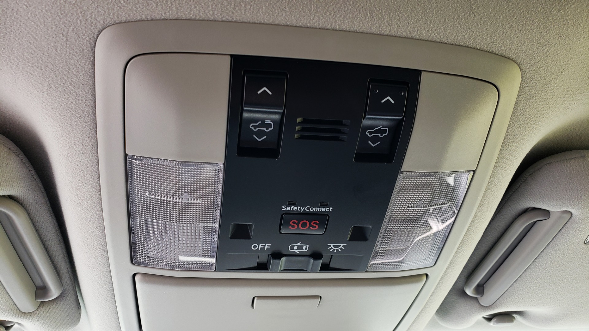 Used 2017 Lexus GX 460 4WD / NAV / VENT STS / SUNROOF / PARK ASST / BSM for sale Sold at Formula Imports in Charlotte NC 28227 58