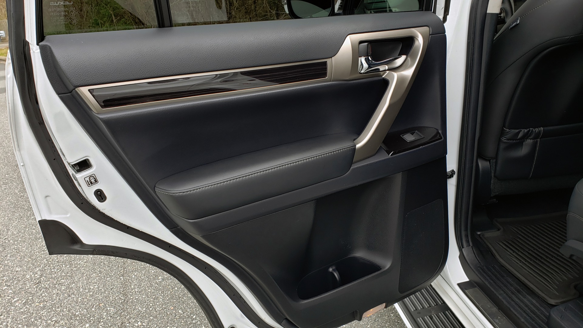 Used 2017 Lexus GX 460 4WD / NAV / VENT STS / SUNROOF / PARK ASST / BSM for sale Sold at Formula Imports in Charlotte NC 28227 60