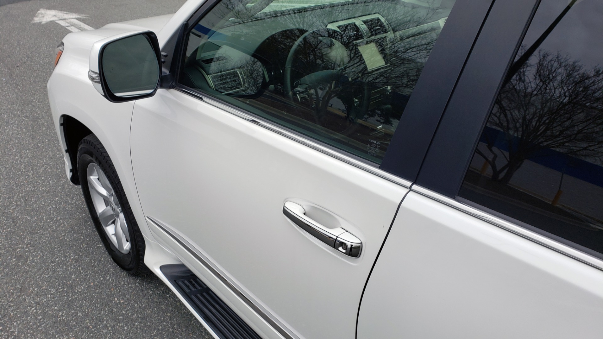 Used 2017 Lexus GX 460 4WD / NAV / VENT STS / SUNROOF / PARK ASST / BSM for sale Sold at Formula Imports in Charlotte NC 28227 7