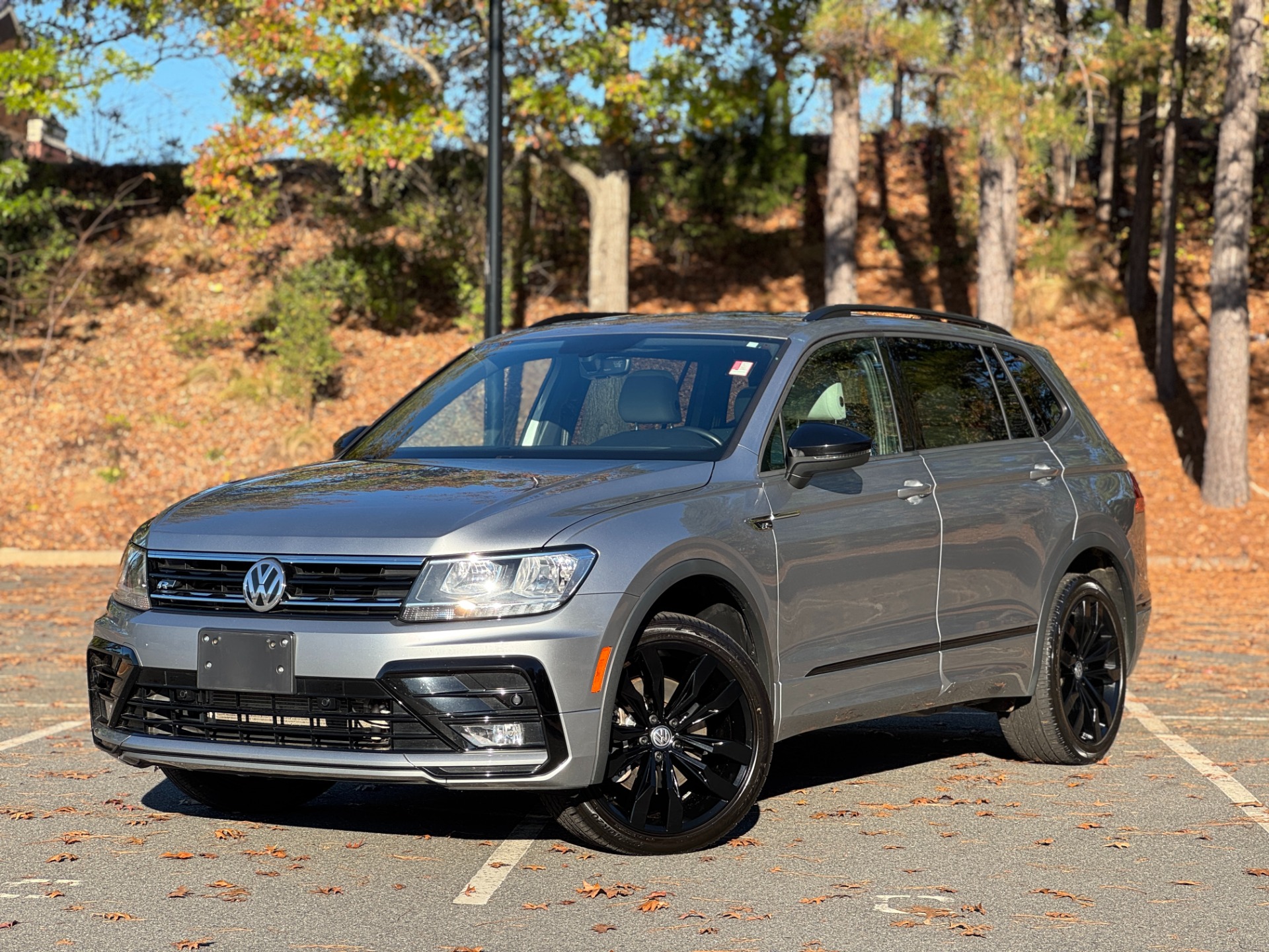 Used 2021 Volkswagen Tiguan SE R-Line Black SE R-Line Black for sale Sold at Formula Imports in Charlotte NC 28227 1