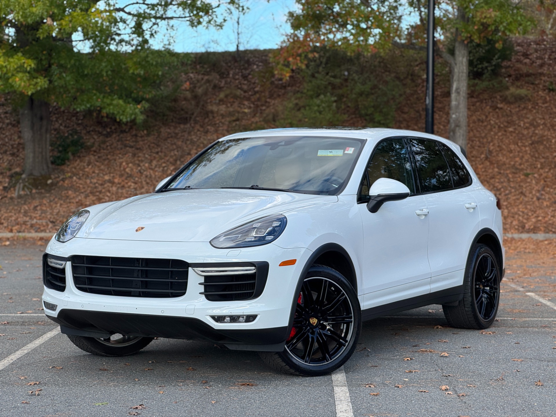 Used 2015 Porsche Cayenne Turbo Turbo for sale Sold at Formula Imports in Charlotte NC 28227 1