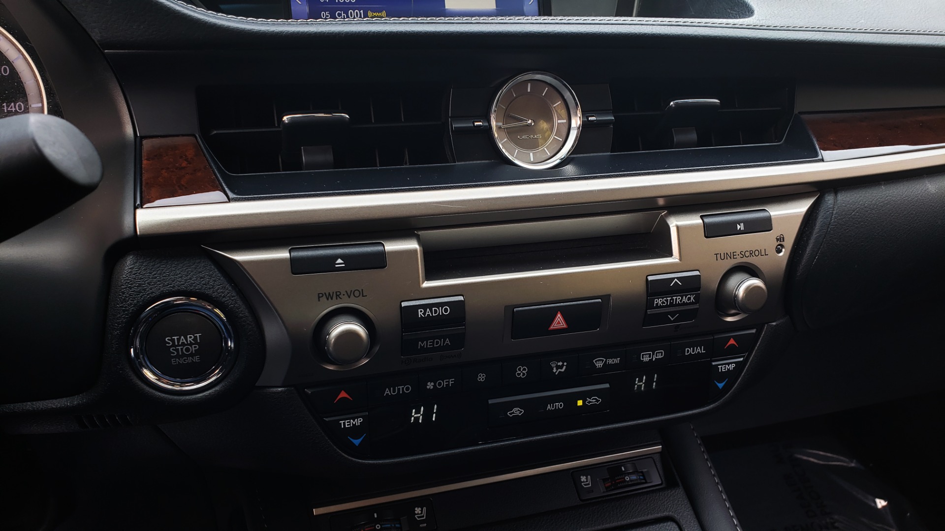 Used 2016 Lexus ES 350 4-DR PREMIUM / SUNROOF / BSM / REARVIEW / VENT STS for sale Sold at Formula Imports in Charlotte NC 28227 43