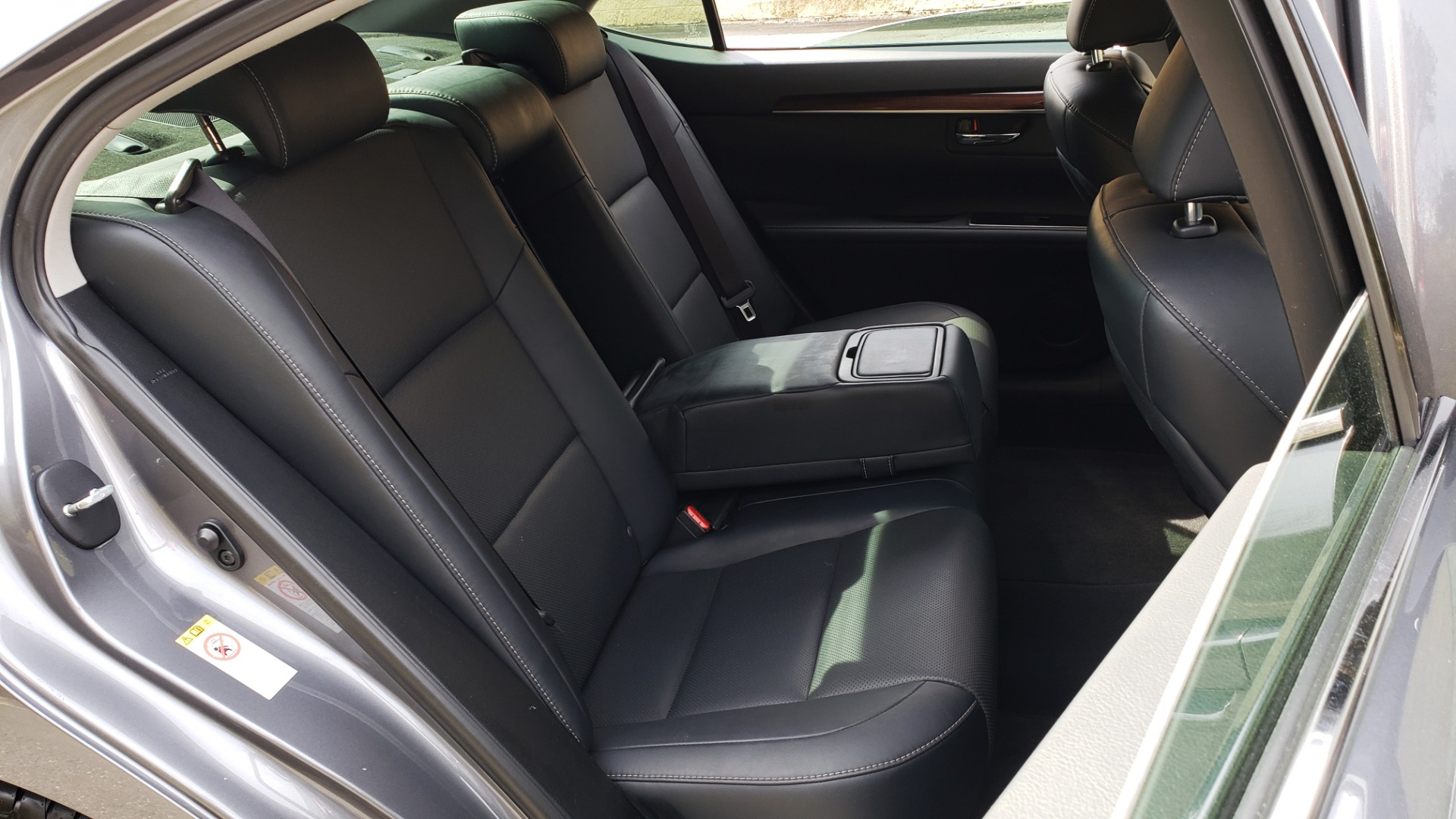 Used 2016 Lexus ES 350 4-DR PREMIUM / SUNROOF / BSM / REARVIEW / VENT STS for sale Sold at Formula Imports in Charlotte NC 28227 65