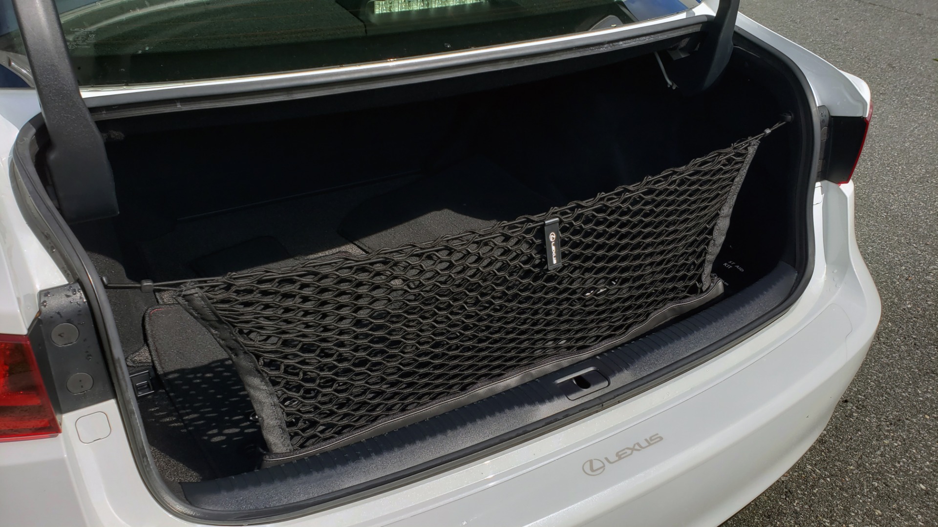 Used 2016 Lexus IS 350 F-SPORT / NAV / BSM / SUNROOF / REARVIEW / VENT SEATS for sale Sold at Formula Imports in Charlotte NC 28227 12