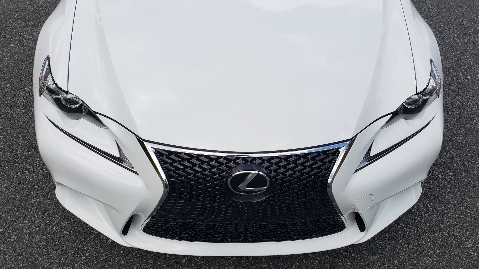 Used 2016 Lexus IS 350 F-SPORT / NAV / BSM / SUNROOF / REARVIEW / VENT SEATS for sale Sold at Formula Imports in Charlotte NC 28227 20