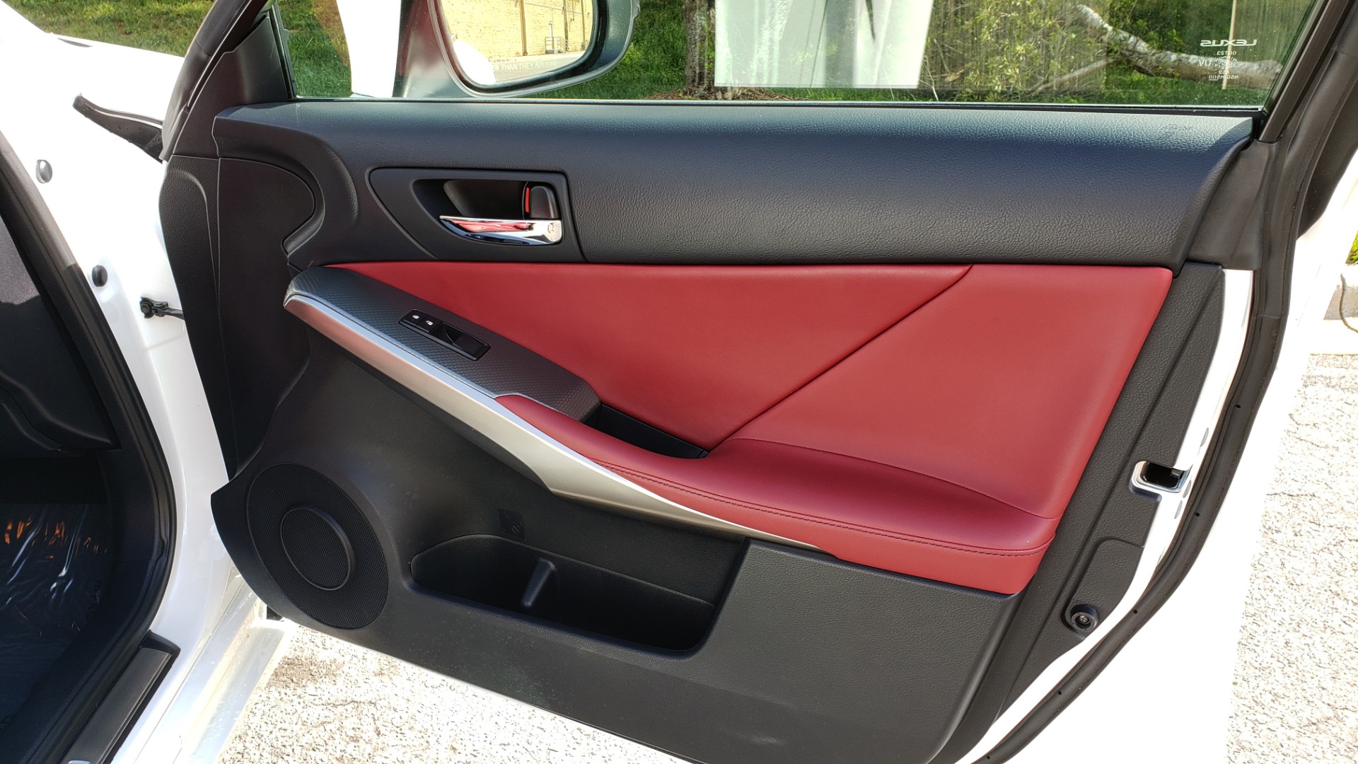 Used 2016 Lexus IS 350 F-SPORT / NAV / BSM / SUNROOF / REARVIEW / VENT SEATS for sale Sold at Formula Imports in Charlotte NC 28227 61