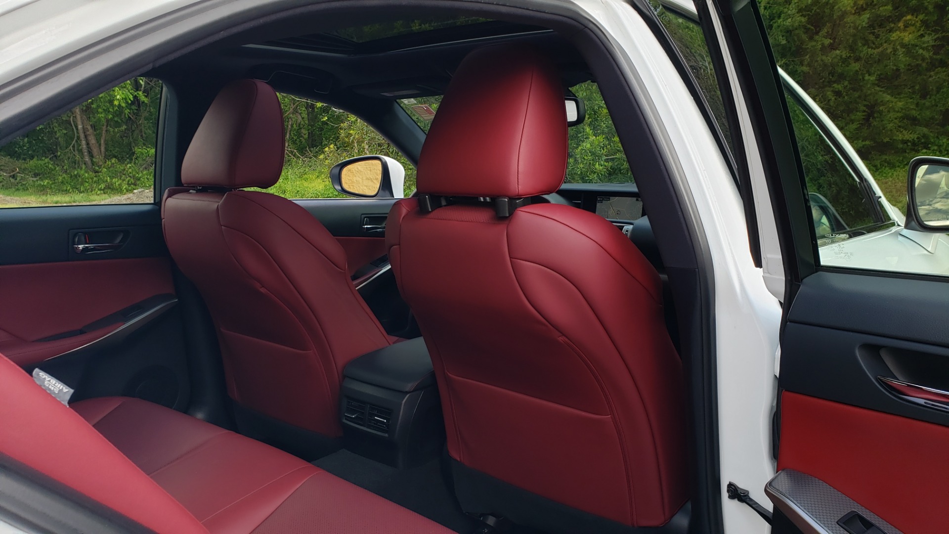 Used 2016 Lexus IS 350 F-SPORT / NAV / BSM / SUNROOF / REARVIEW / VENT SEATS for sale Sold at Formula Imports in Charlotte NC 28227 72