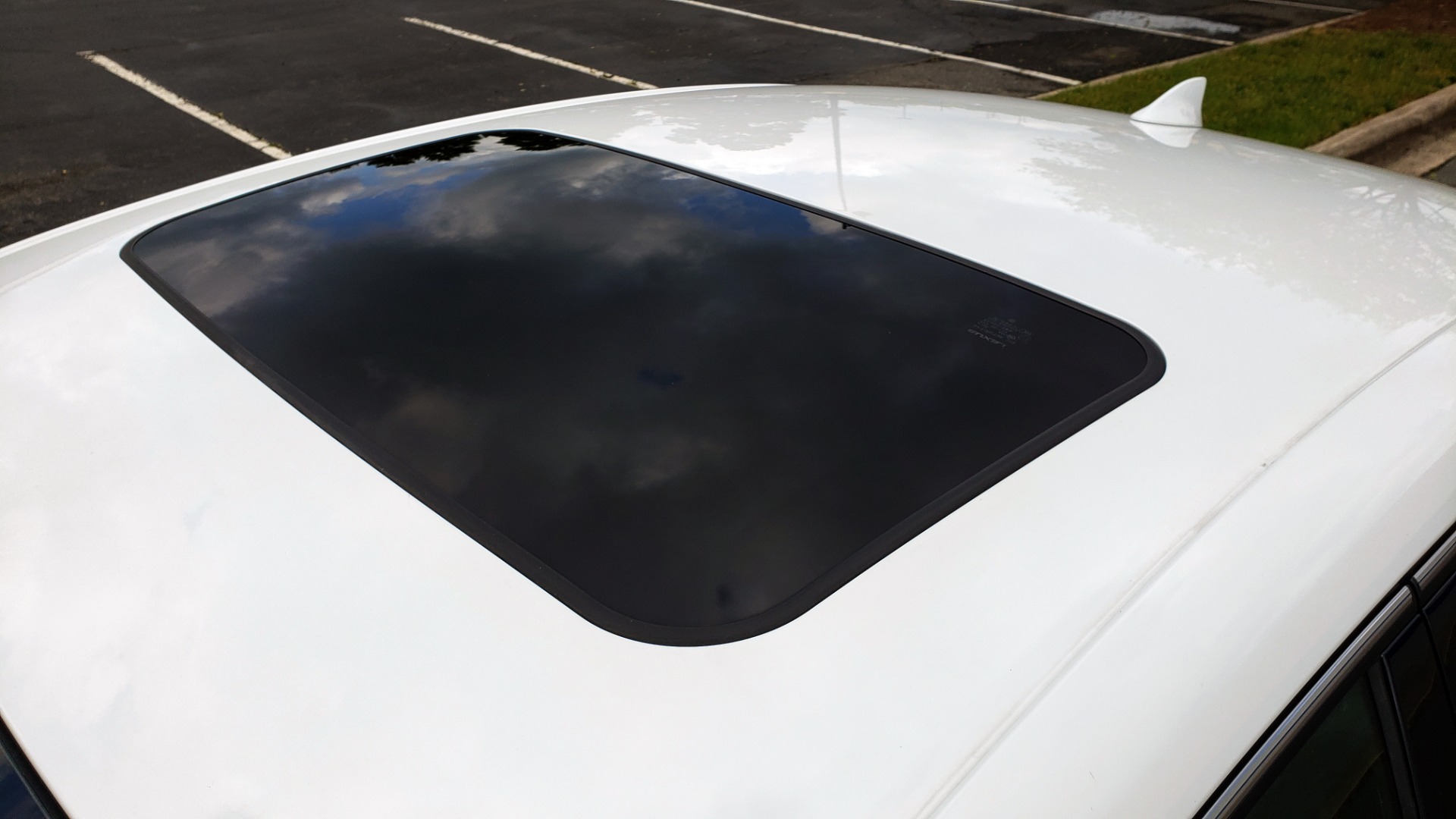 Used 2016 Lexus IS 350 F-SPORT / NAV / BSM / SUNROOF / REARVIEW / VENT SEATS for sale Sold at Formula Imports in Charlotte NC 28227 8