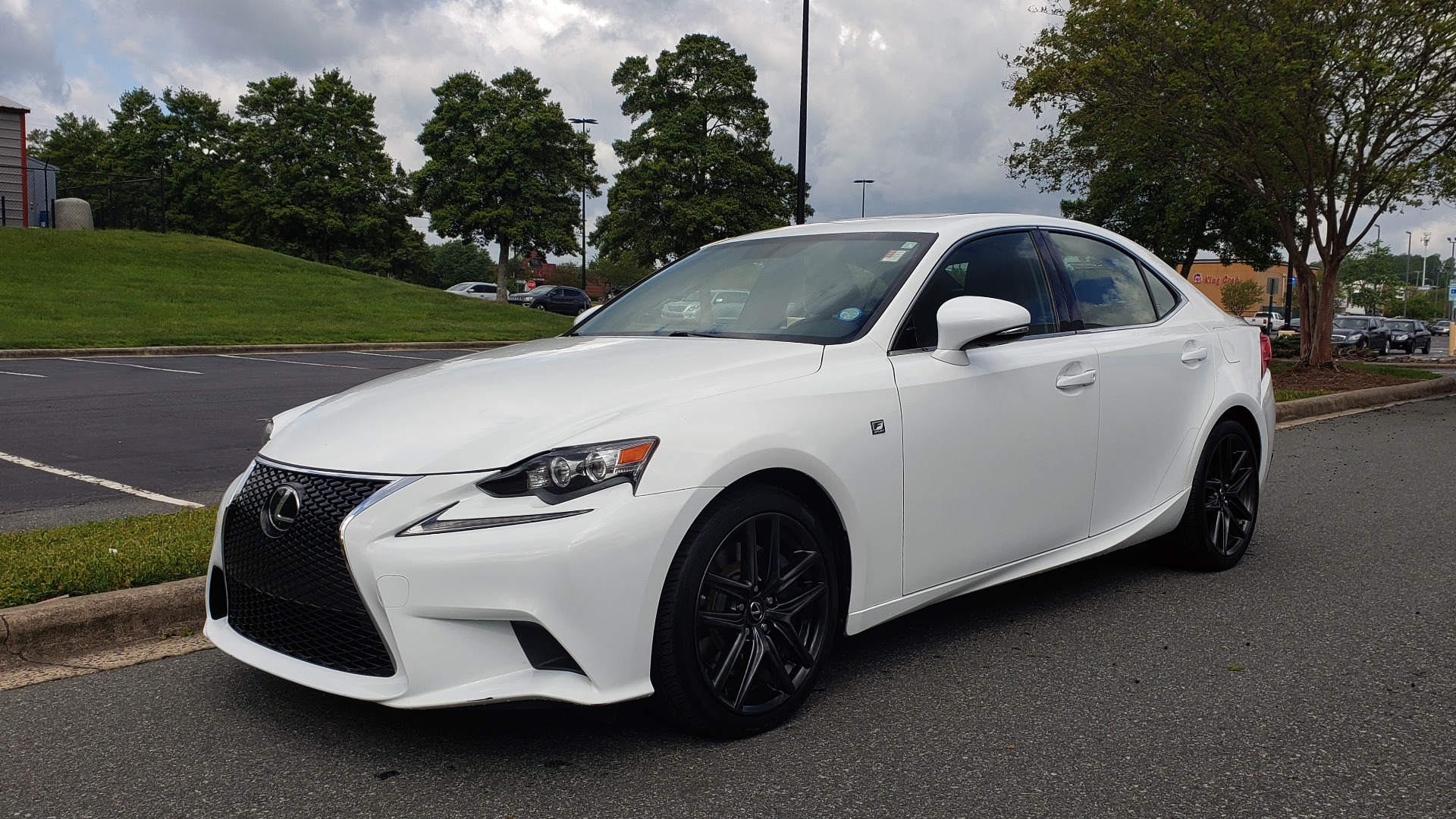 Used 2016 Lexus IS 350 F-SPORT / NAV / BSM / SUNROOF / REARVIEW / VENT SEATS for sale Sold at Formula Imports in Charlotte NC 28227 1