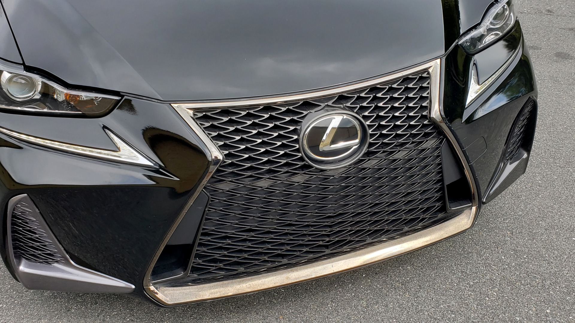 Used 2017 Lexus IS 200T F-SPORT / SUNROOF / REARVIEW / VENT SEATS for sale Sold at Formula Imports in Charlotte NC 28227 24