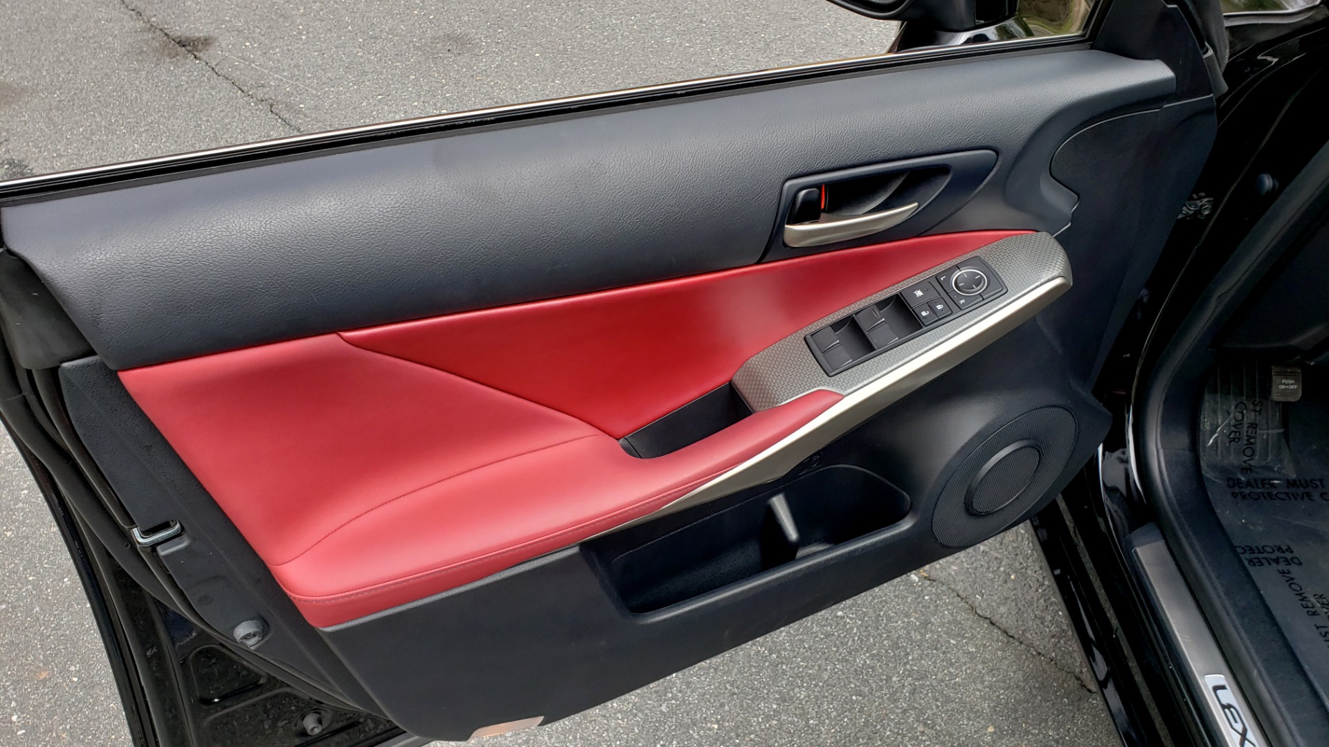 Used 2017 Lexus IS 200T F-SPORT / SUNROOF / REARVIEW / VENT SEATS for sale Sold at Formula Imports in Charlotte NC 28227 32