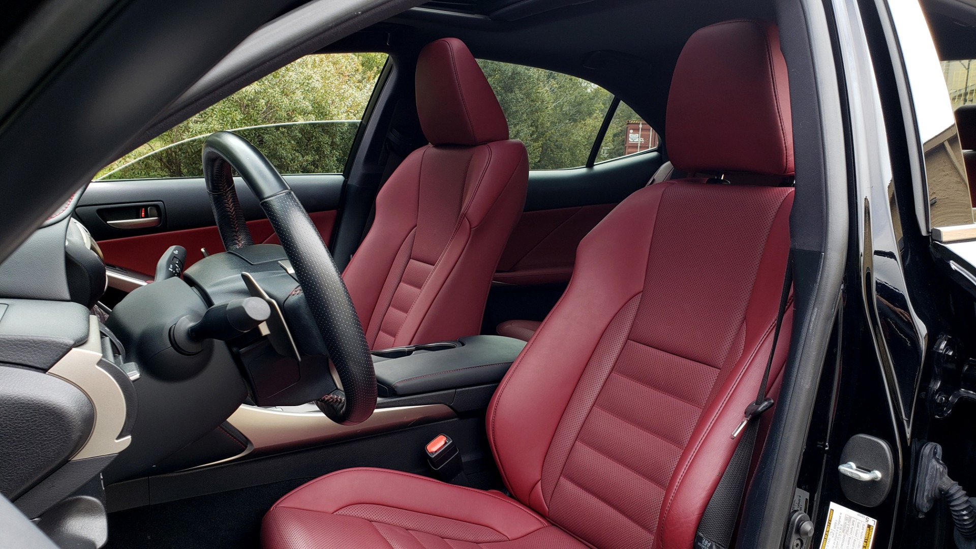 Used 2017 Lexus IS 200T F-SPORT / SUNROOF / REARVIEW / VENT SEATS for sale Sold at Formula Imports in Charlotte NC 28227 35